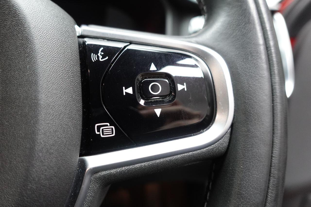 Volvo S60 - Image 39