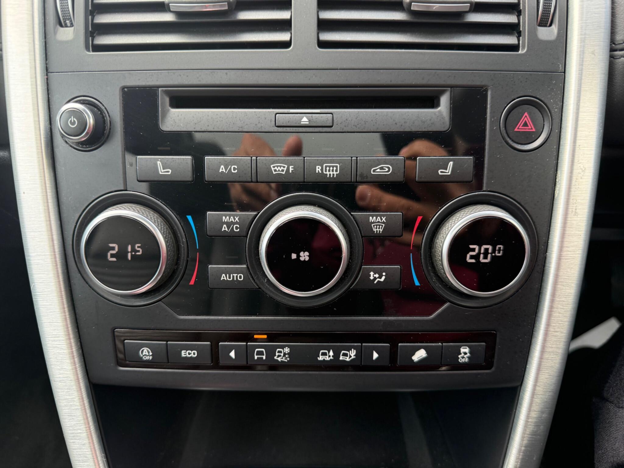 Land Rover DISCOVERY SPORT - Image 14