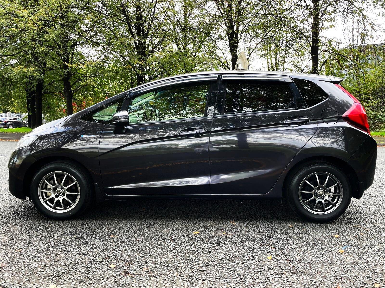 Honda FIT - Image 4