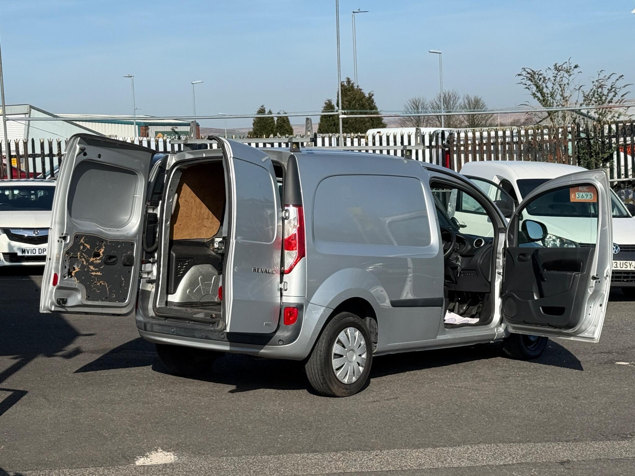 Renault Kangoo - Image 15