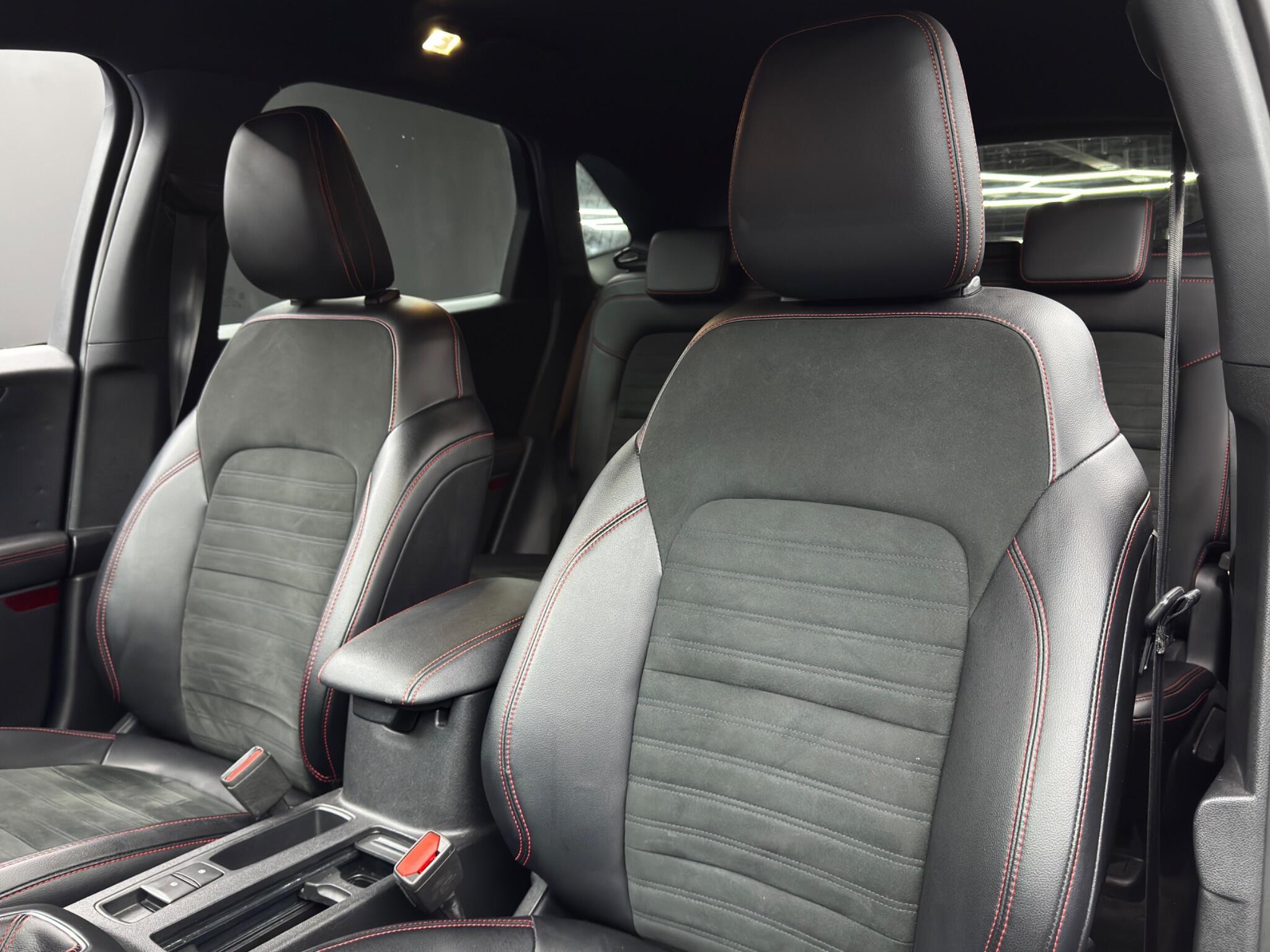 Ford Kuga - Image 14