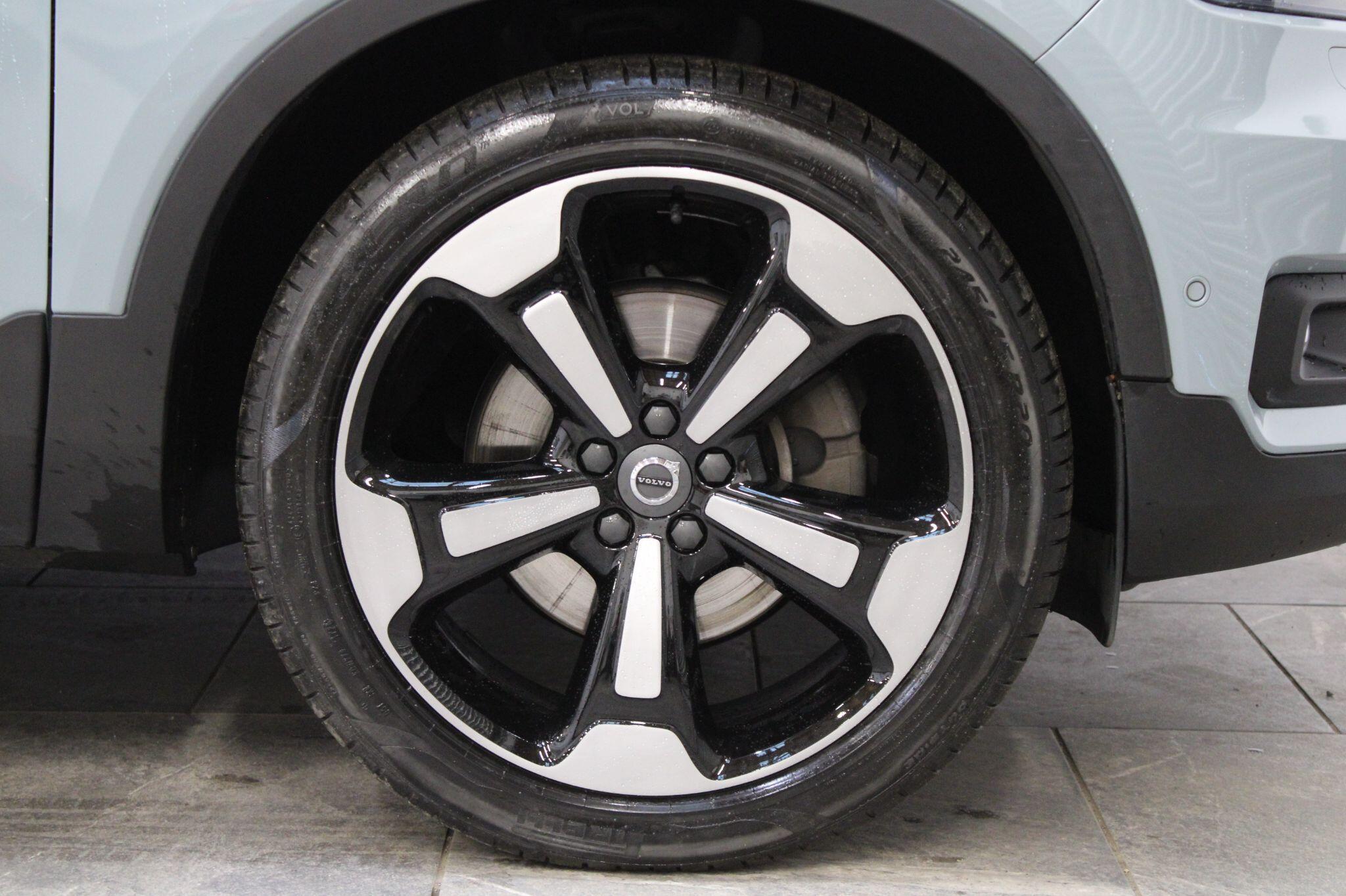 Volvo XC40 - Image 9