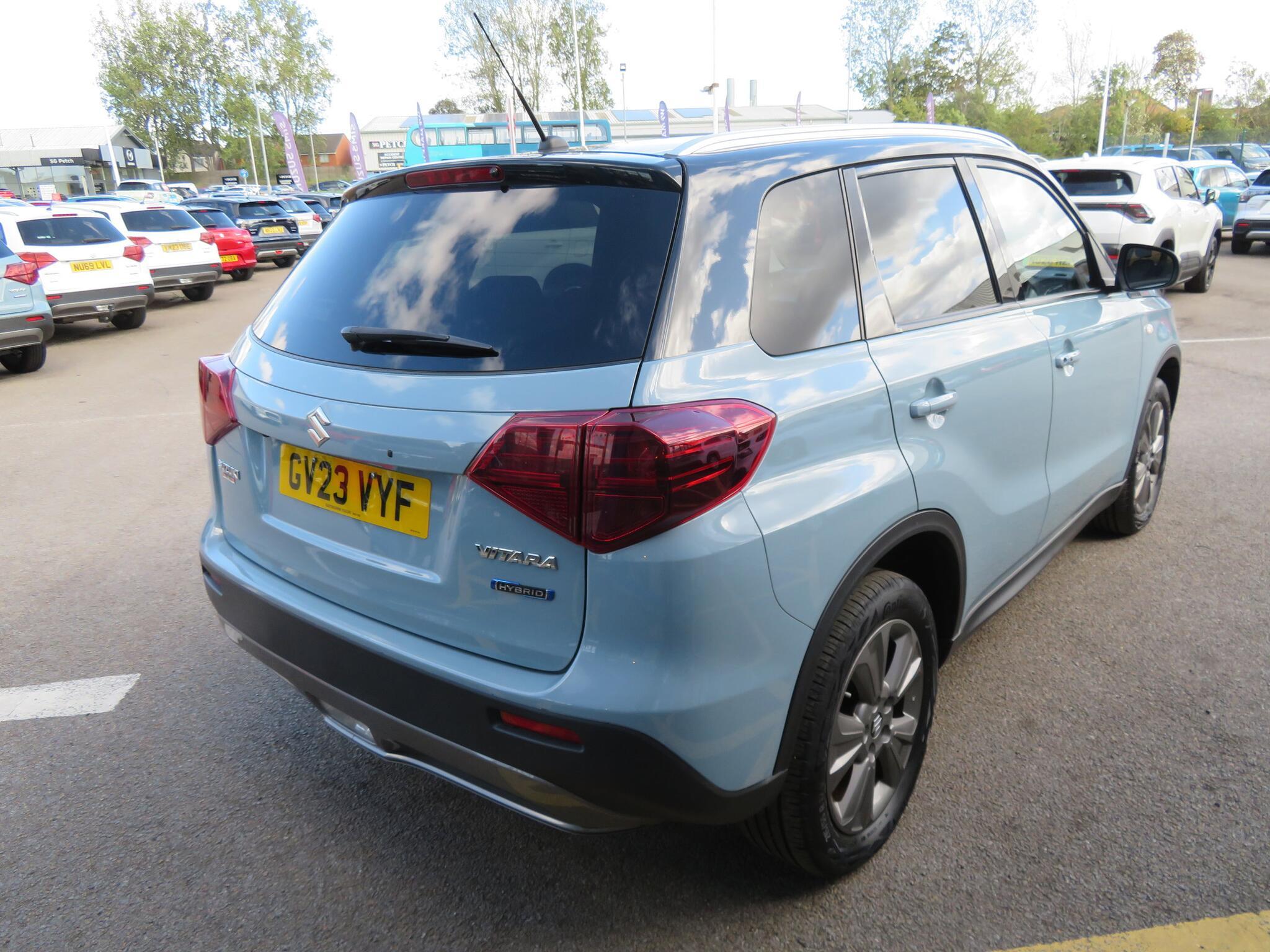 Suzuki Vitara - Image 8