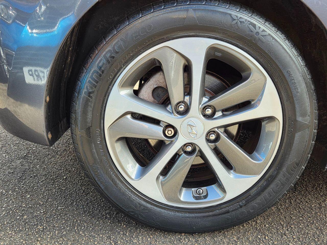 Hyundai i30 - Image 33