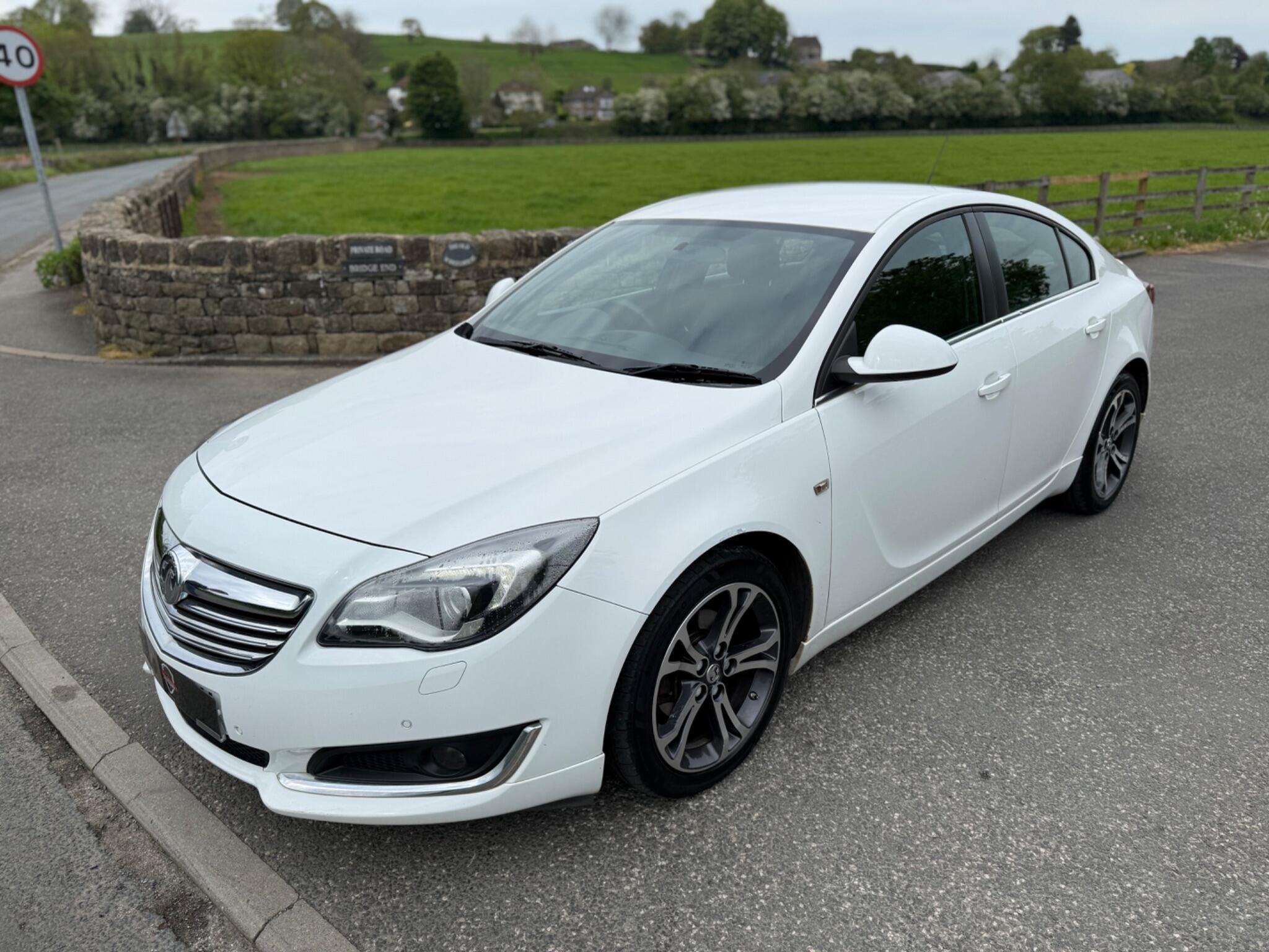 Vauxhall Insignia - Image 14