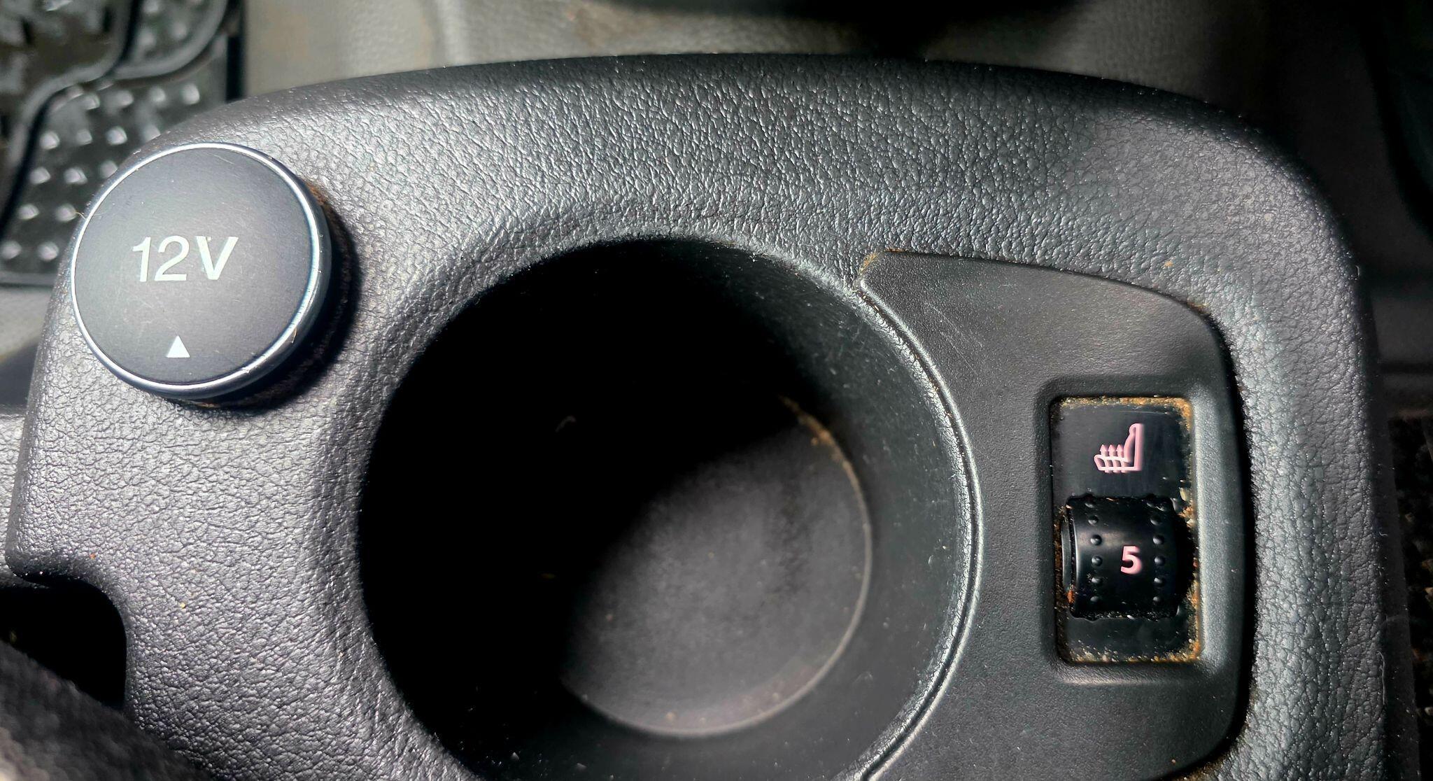 Ford Transit Connect - Image 28