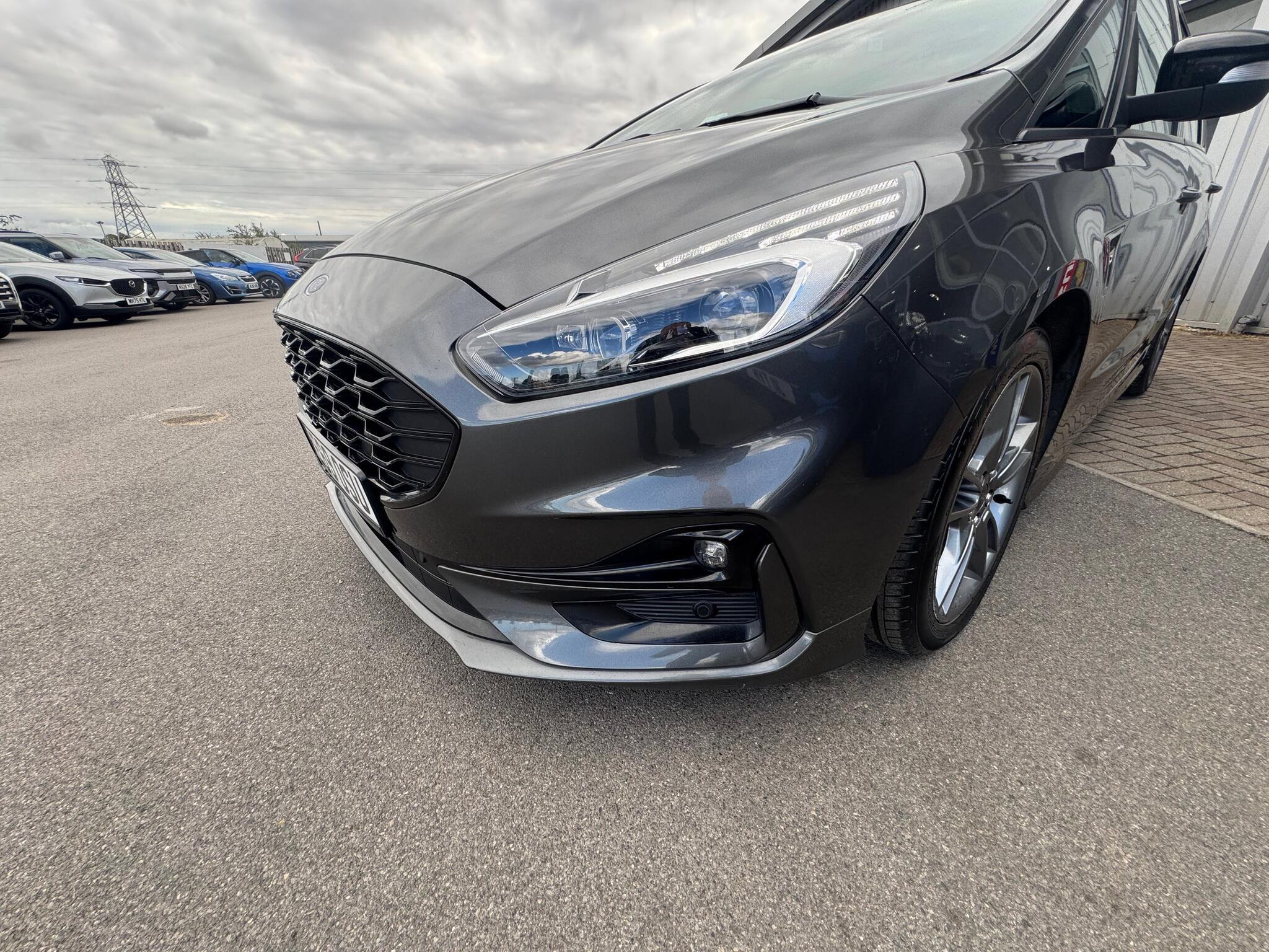 Ford S-MAX - Image 16