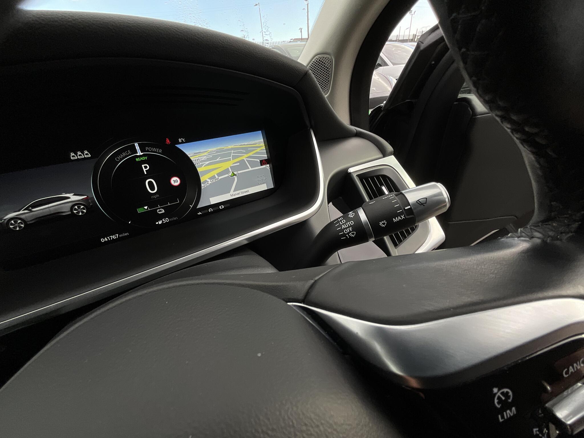 Jaguar I-Pace - Image 17