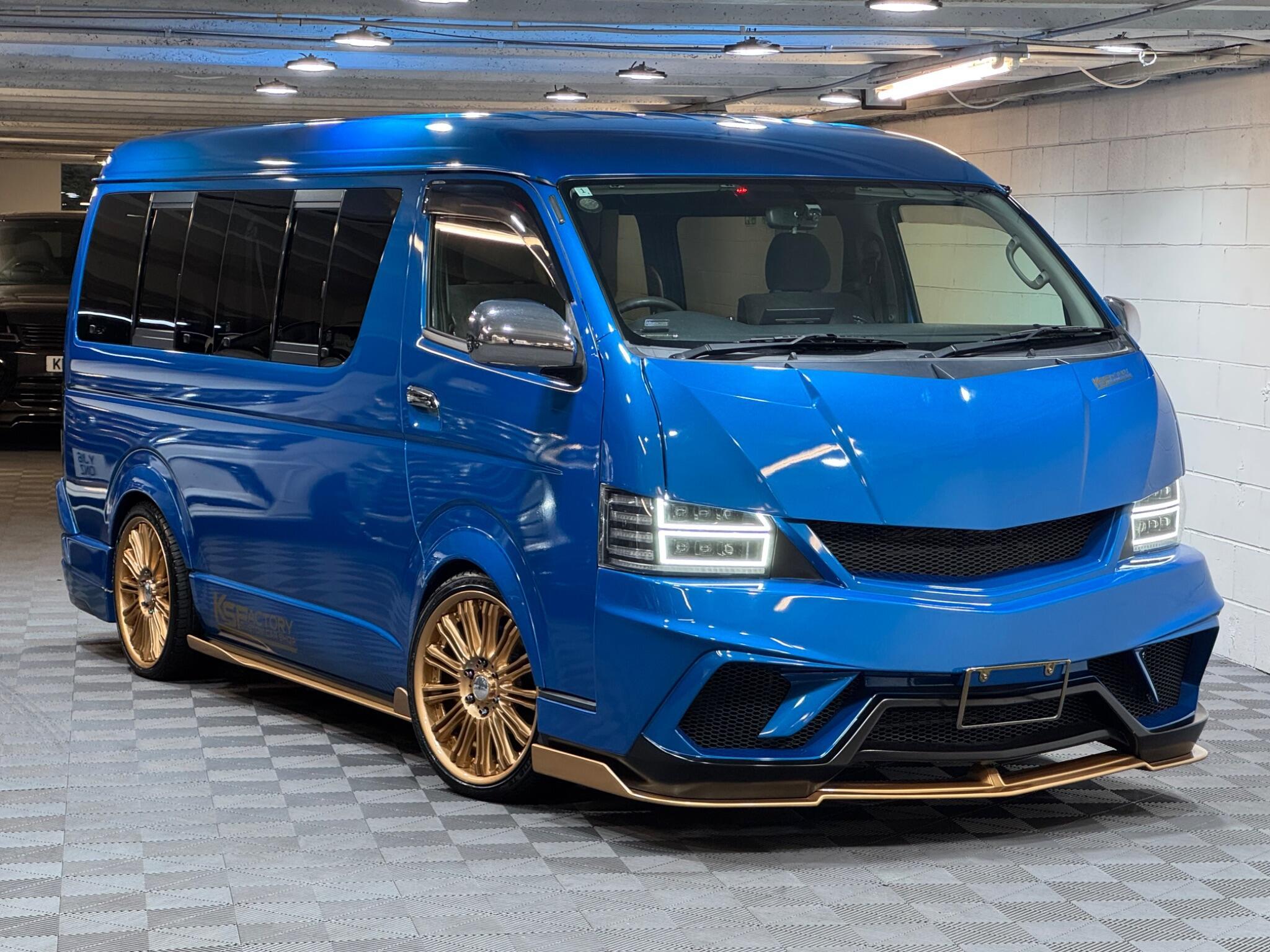 Toyota Hiace - Image 19