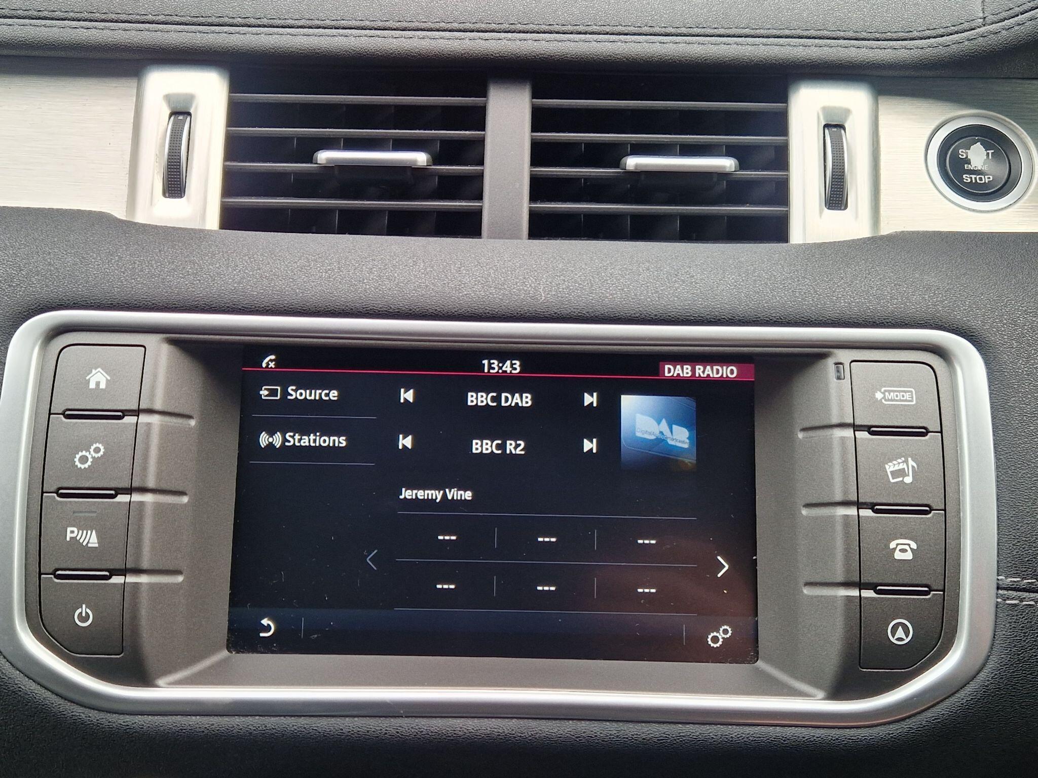 Land Rover Range Rover Evoque - Image 44