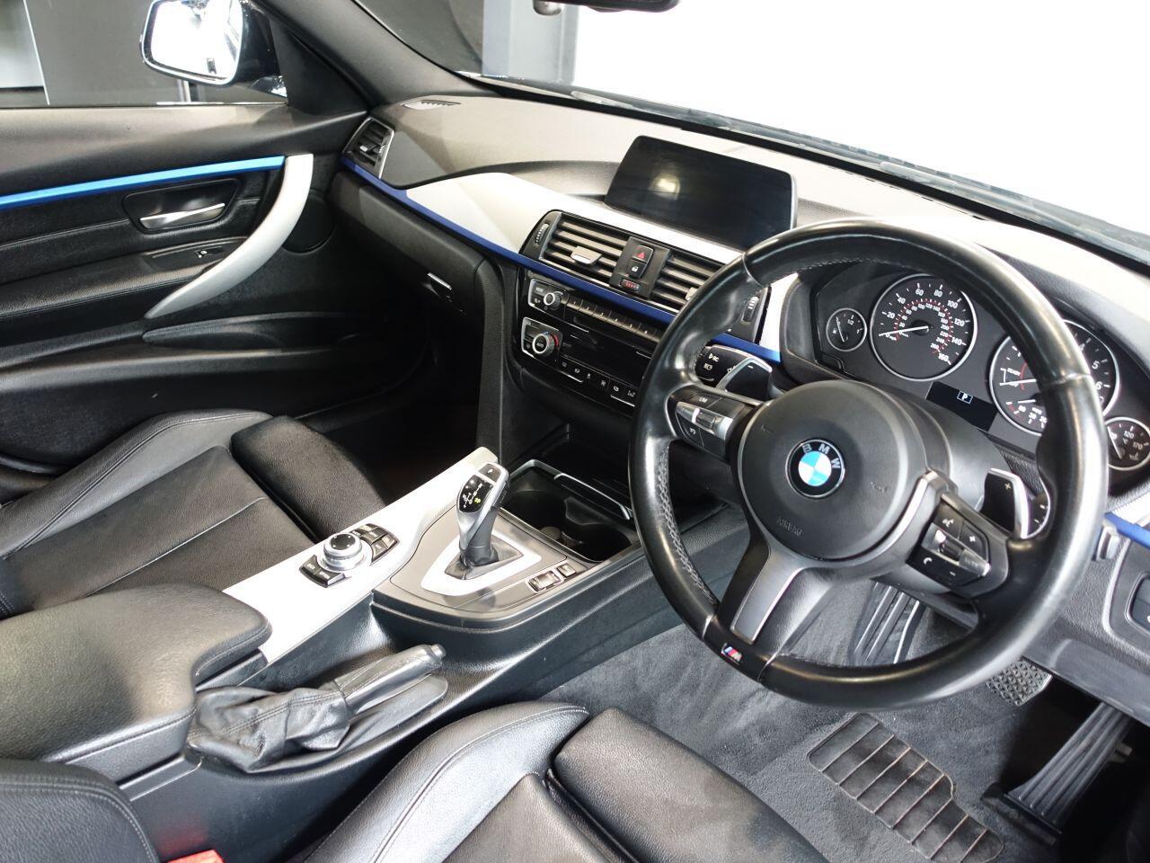 BMW 3 Series - Image 2