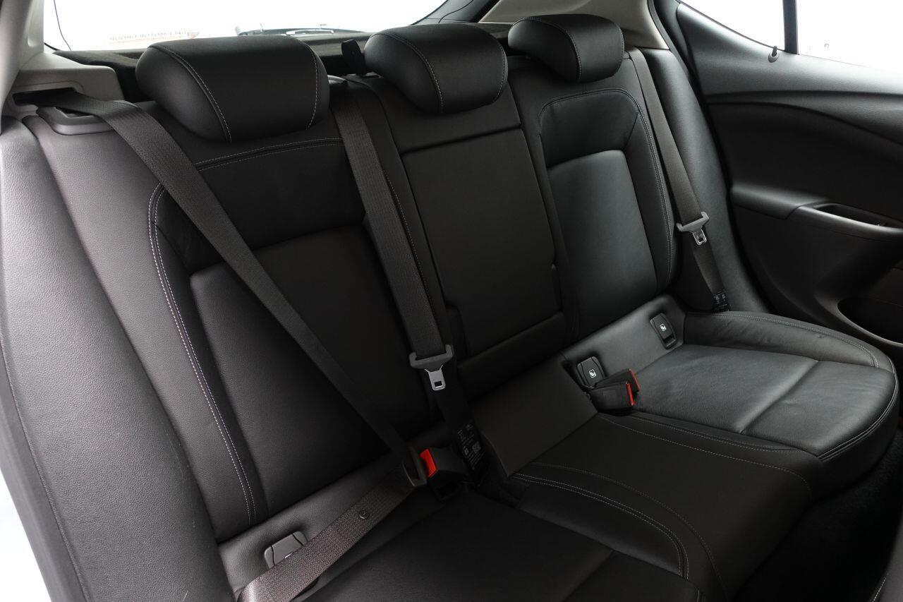 Vauxhall Astra - Image 18