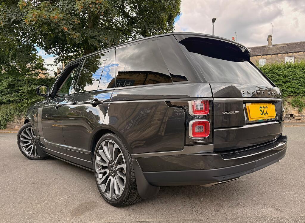 Land Rover Range Rover - Image 9