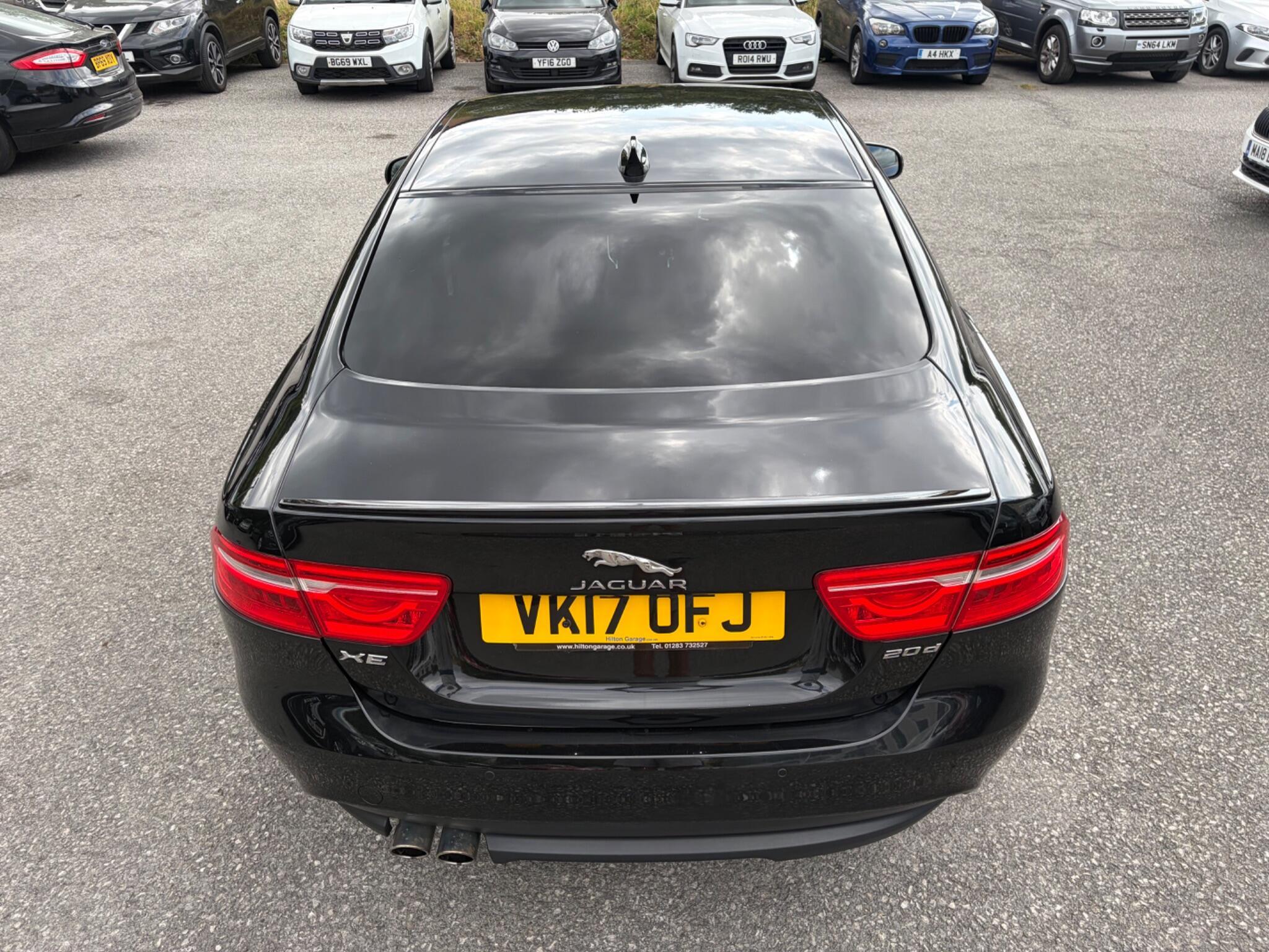 Jaguar XE - Image 12