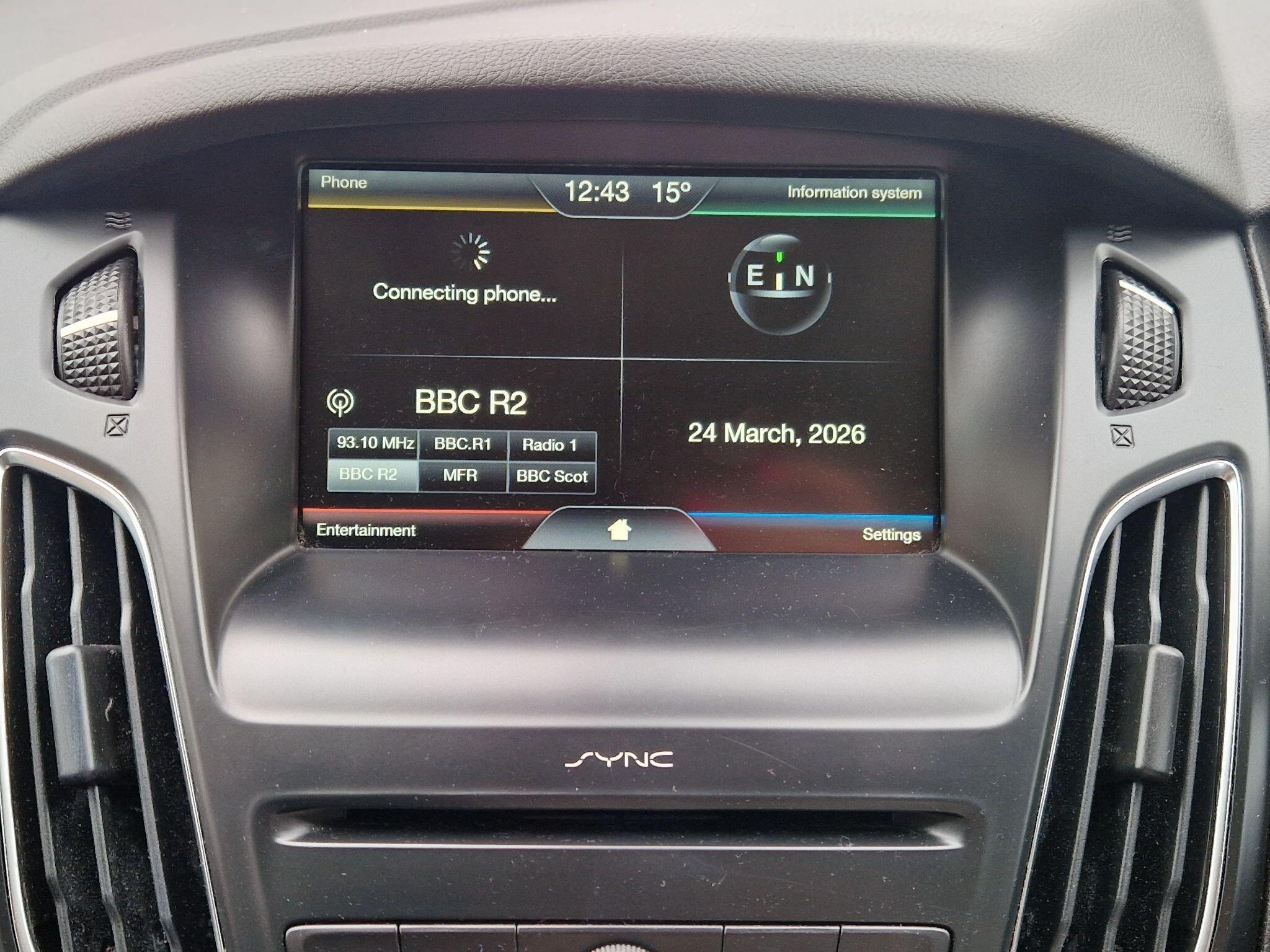 Ford Focus - Image 43