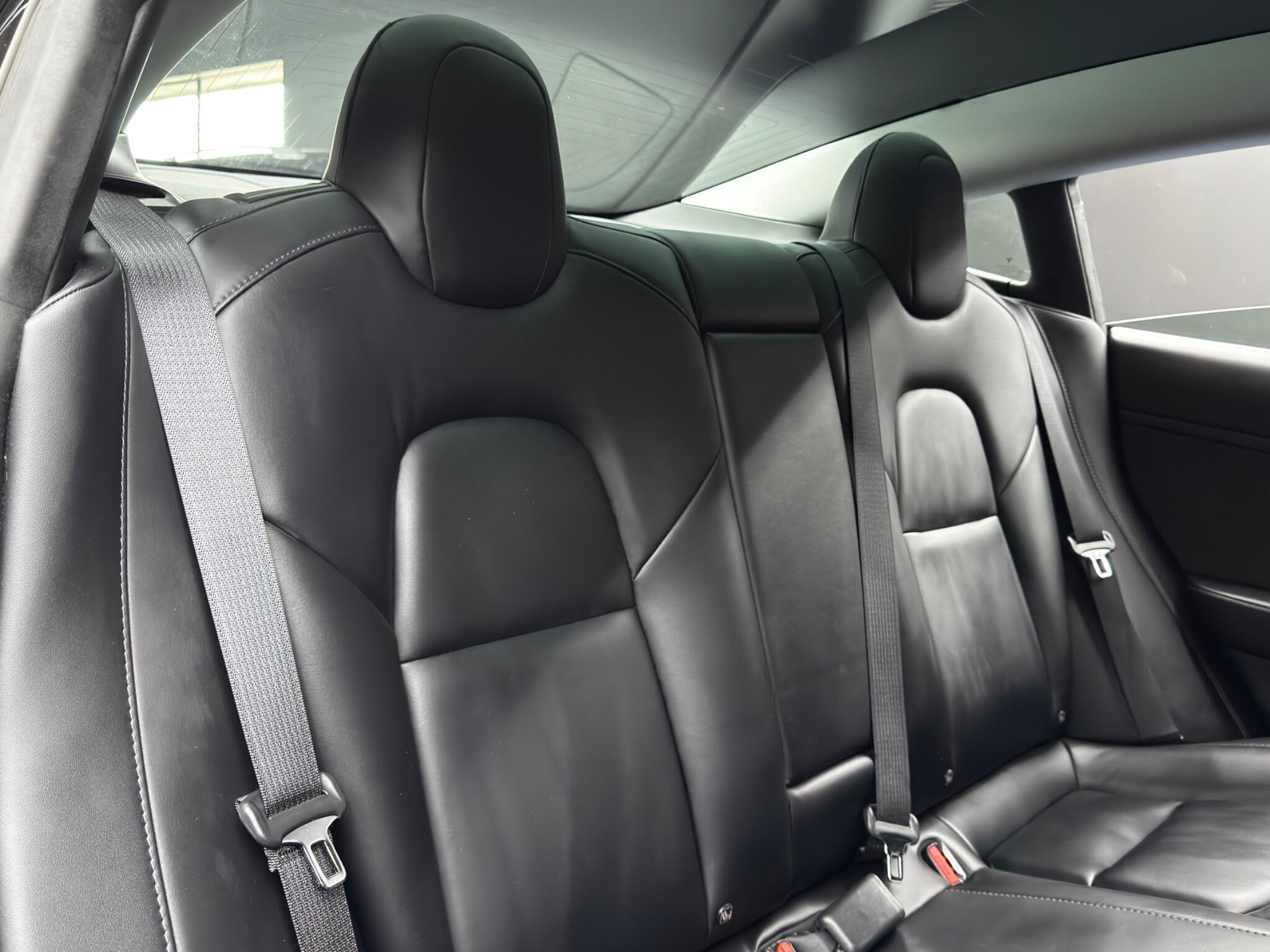 Tesla Model 3 - Image 15