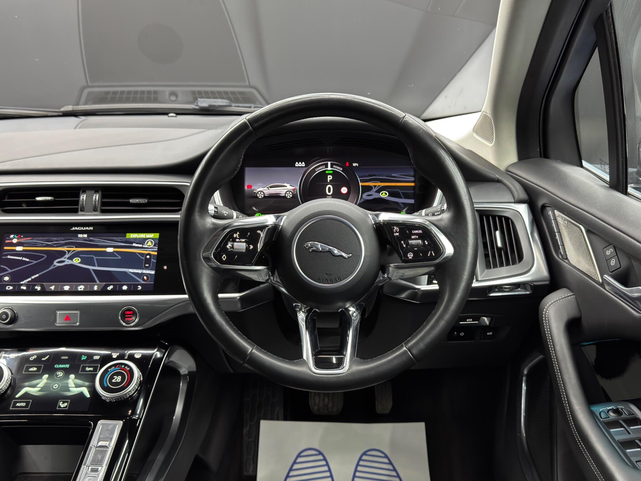 Jaguar I-Pace - Image 18