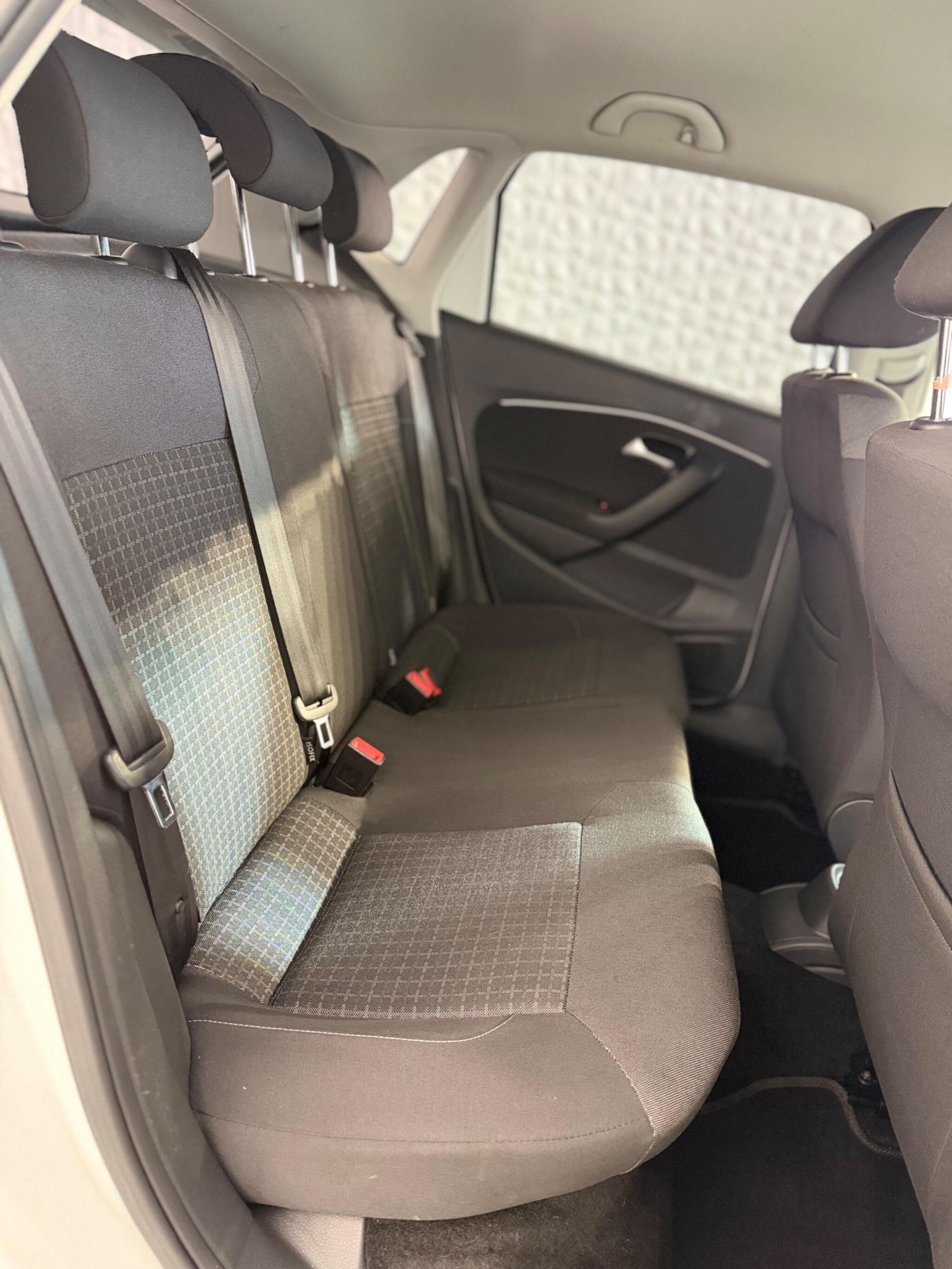 Volkswagen Polo - Image 20