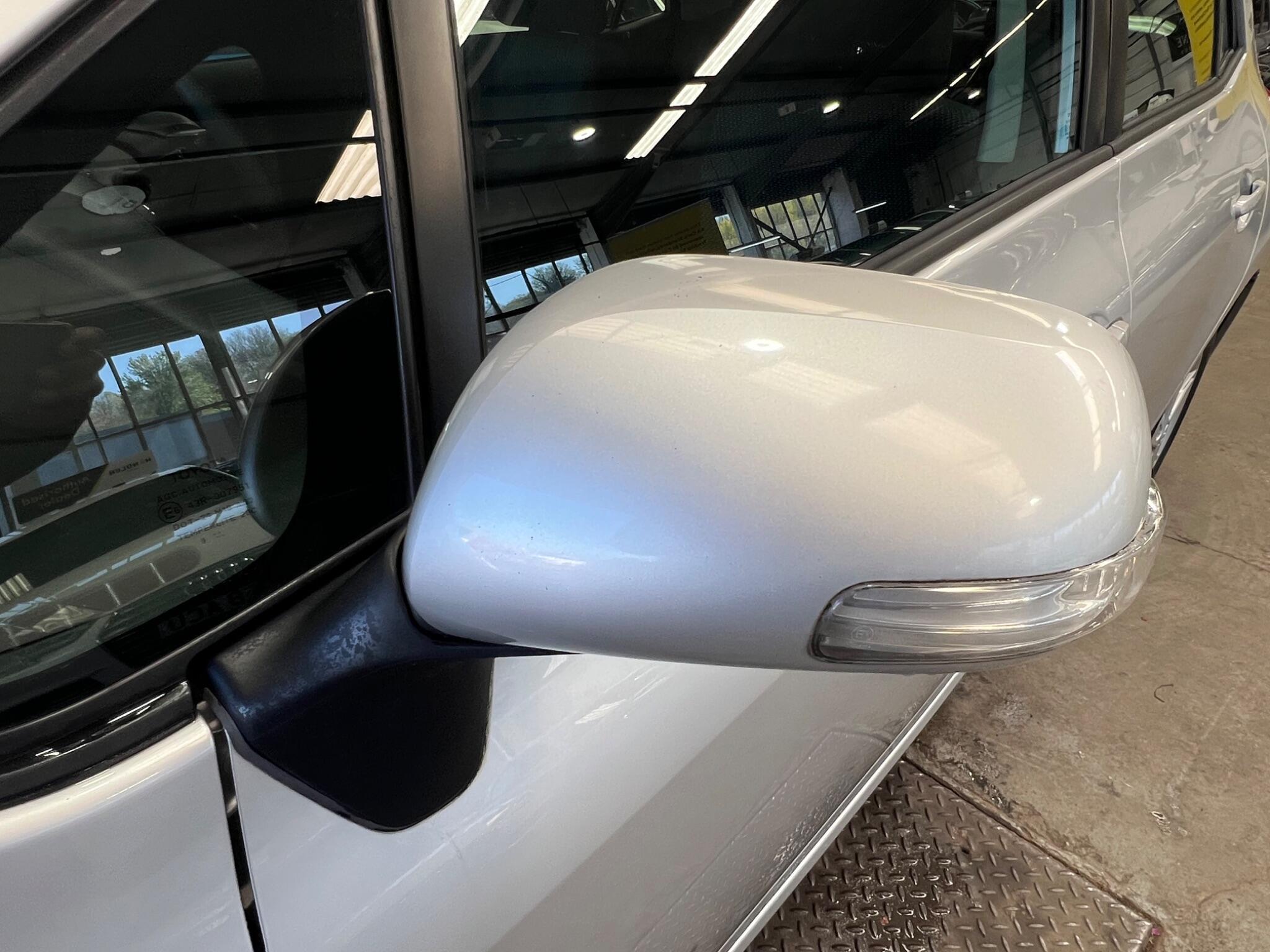 Toyota Auris - Image 17