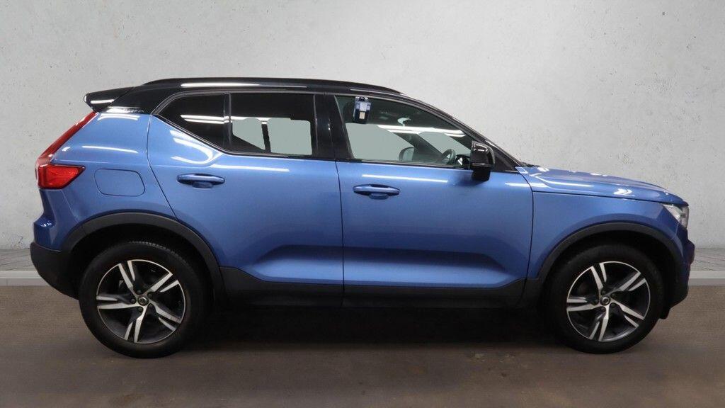 Volvo XC40 - Image 8