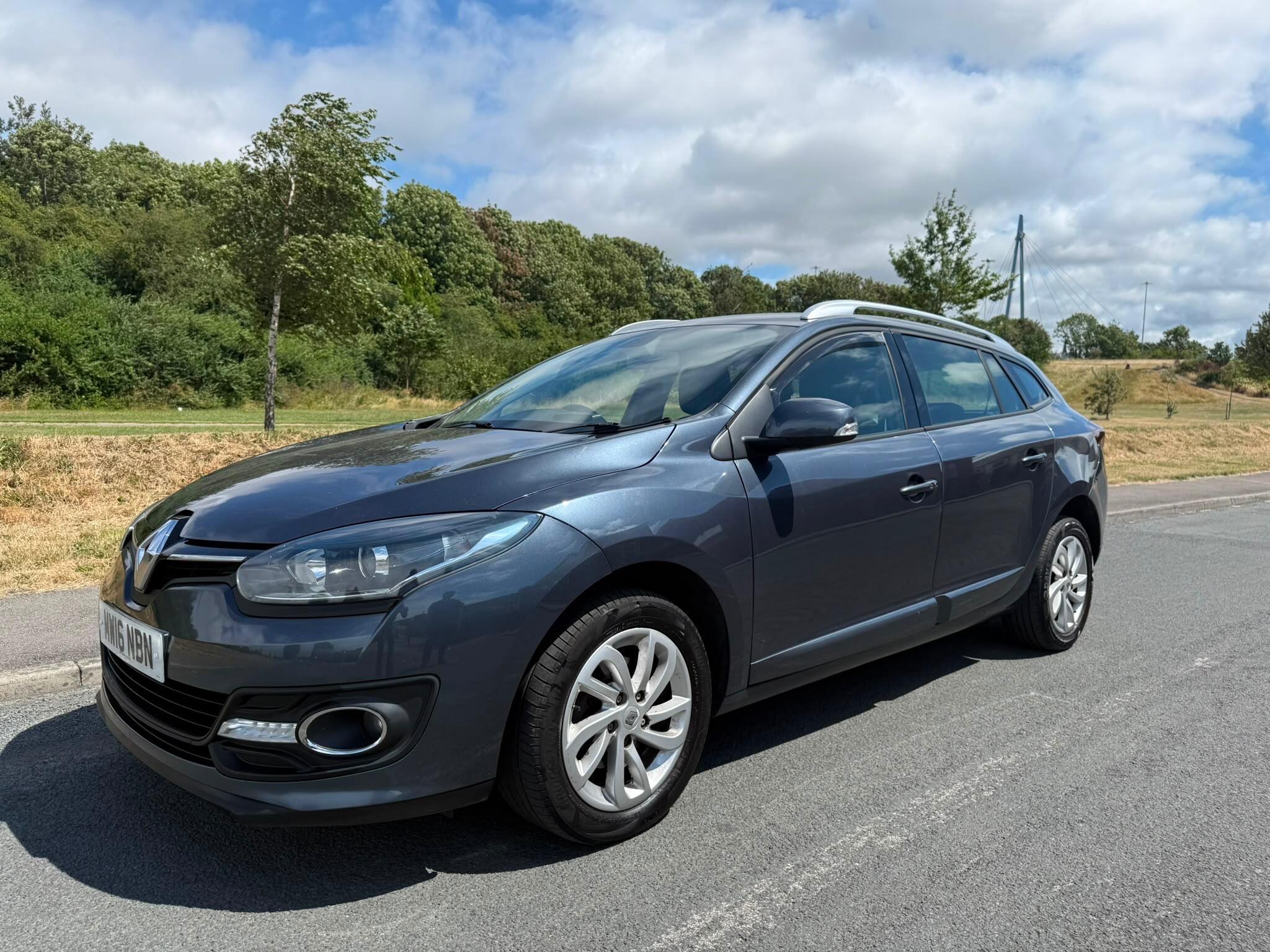 Renault Megane - Image 6