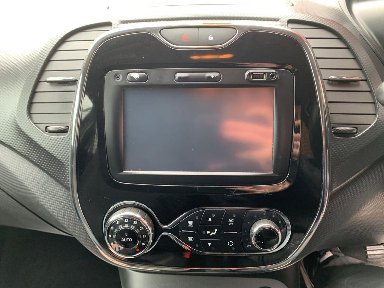 Renault Captur - Image 22