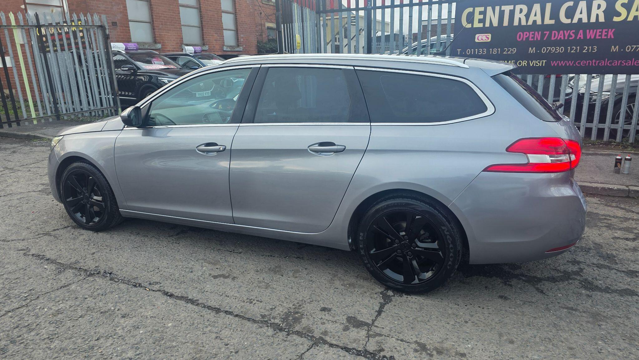 Peugeot 308 SW - Image 13