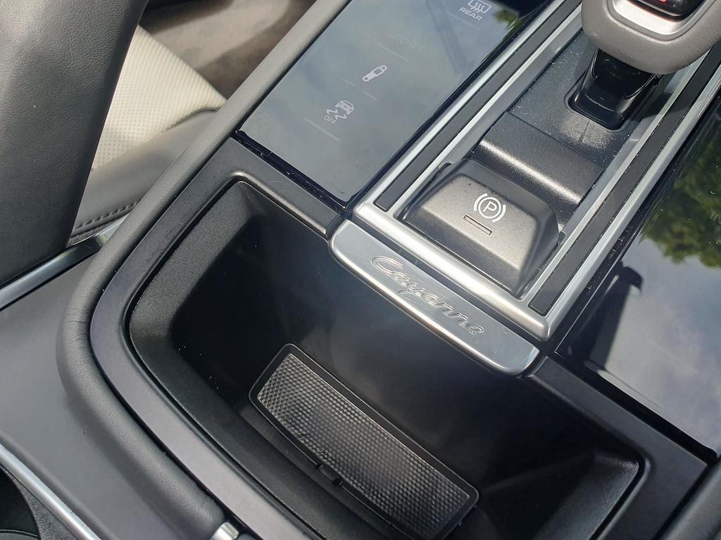 Porsche Cayenne - Image 65