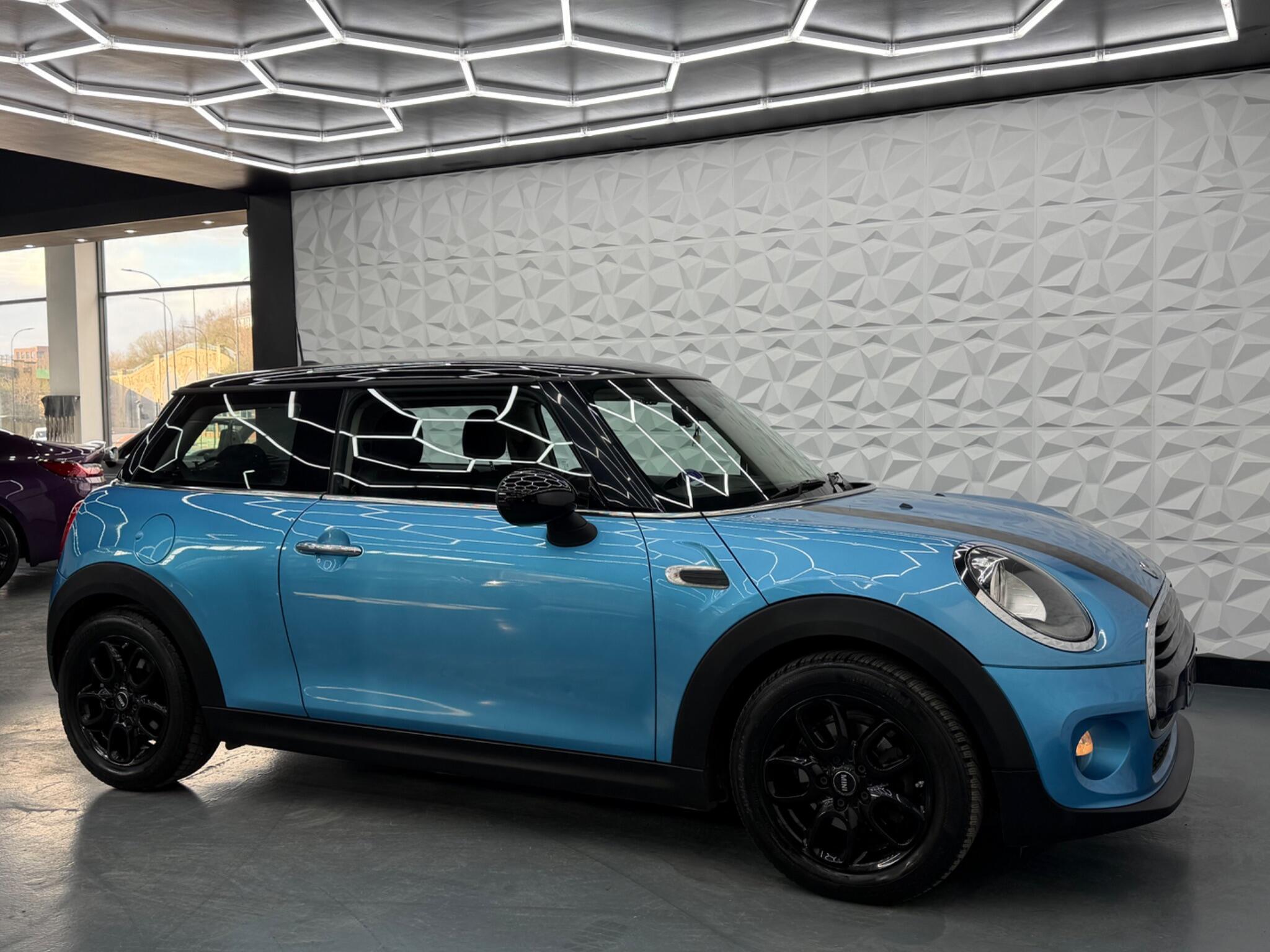 MINI Hatch - Image 13