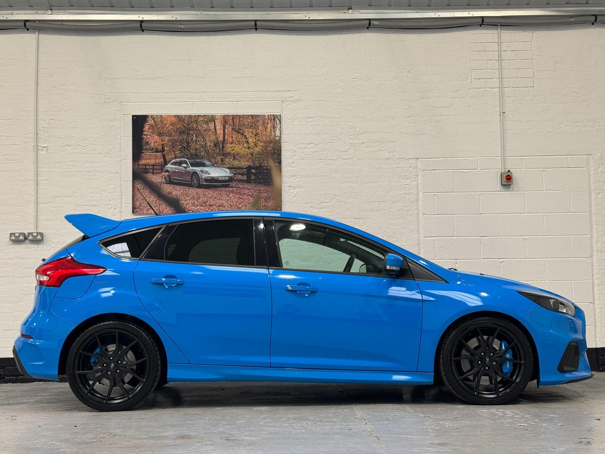 Ford Focus - Image 8