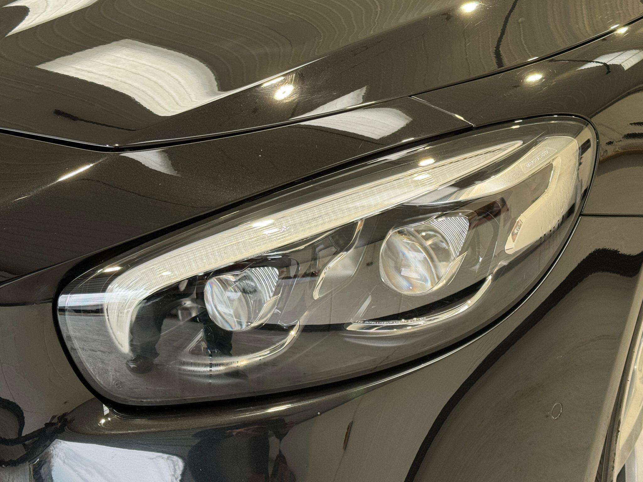 Mercedes SL - Image 46