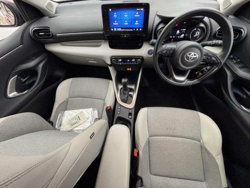 Toyota Yaris - Image 7