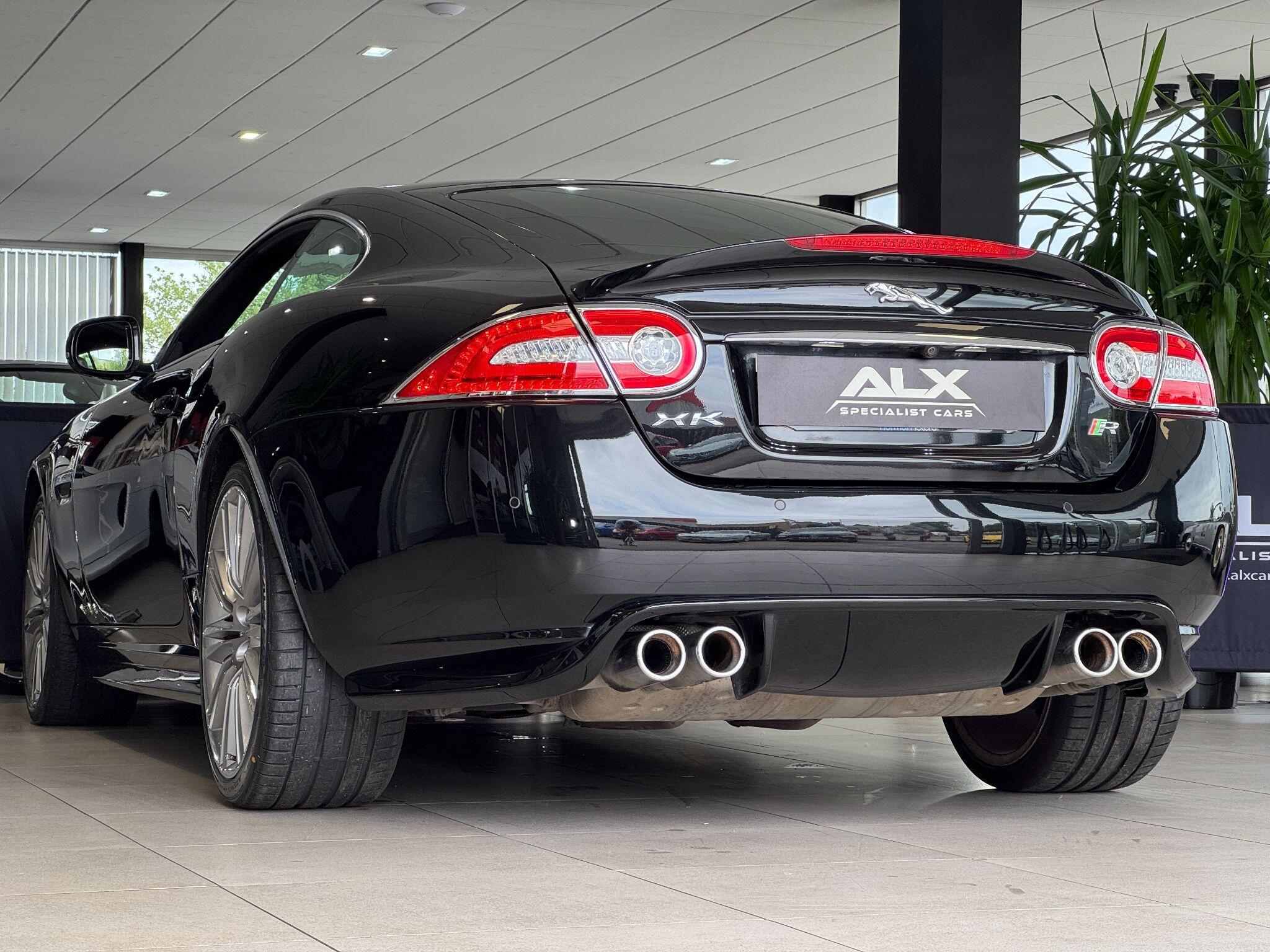 Jaguar XKR - Image 17