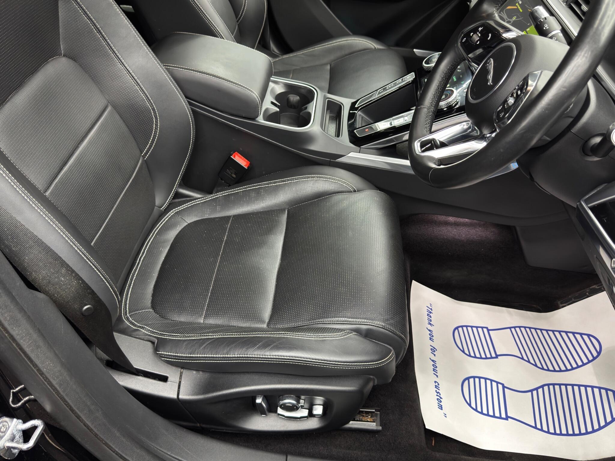 Jaguar I-Pace - Image 13