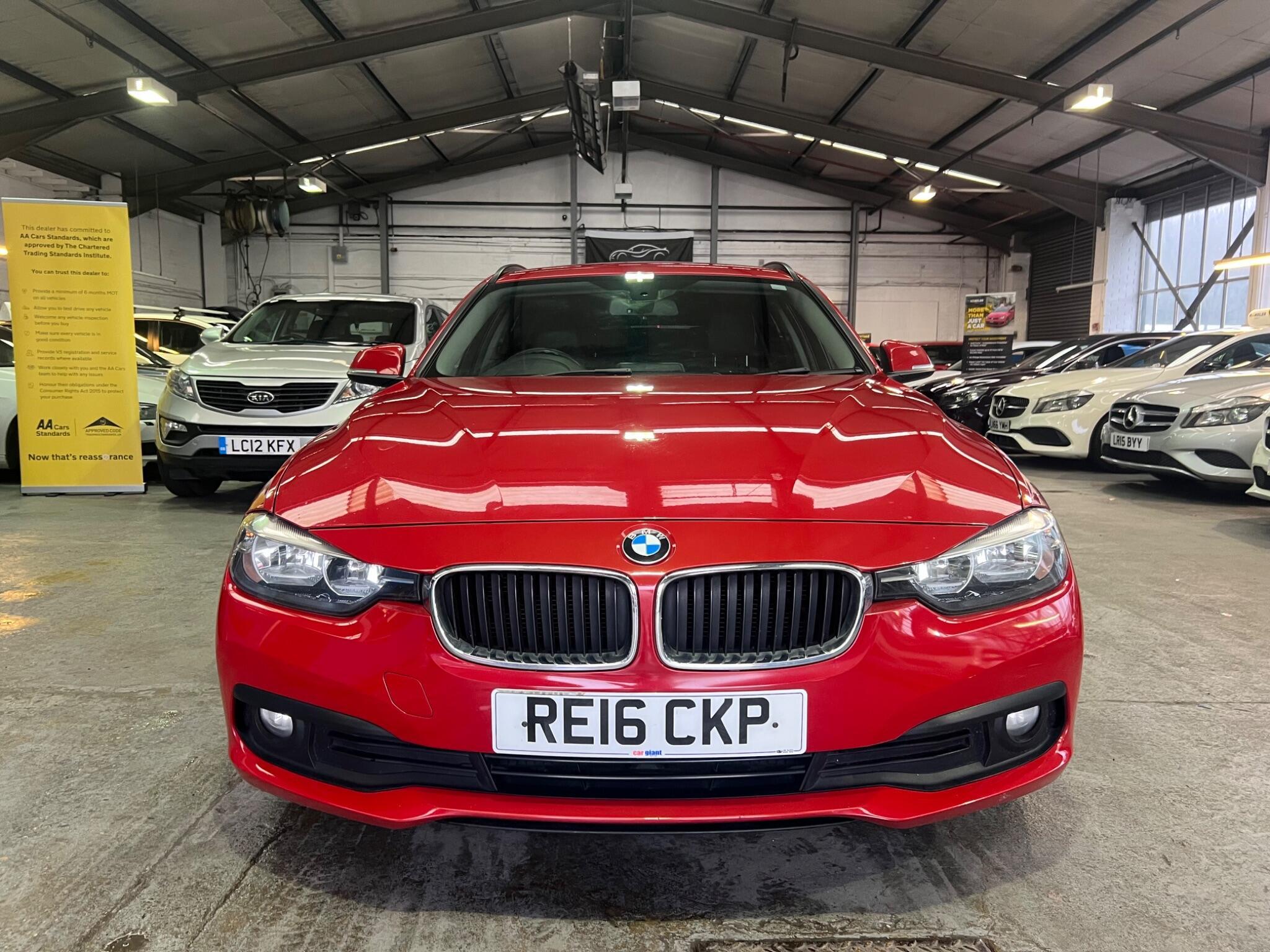 BMW 3 Series - Image 9