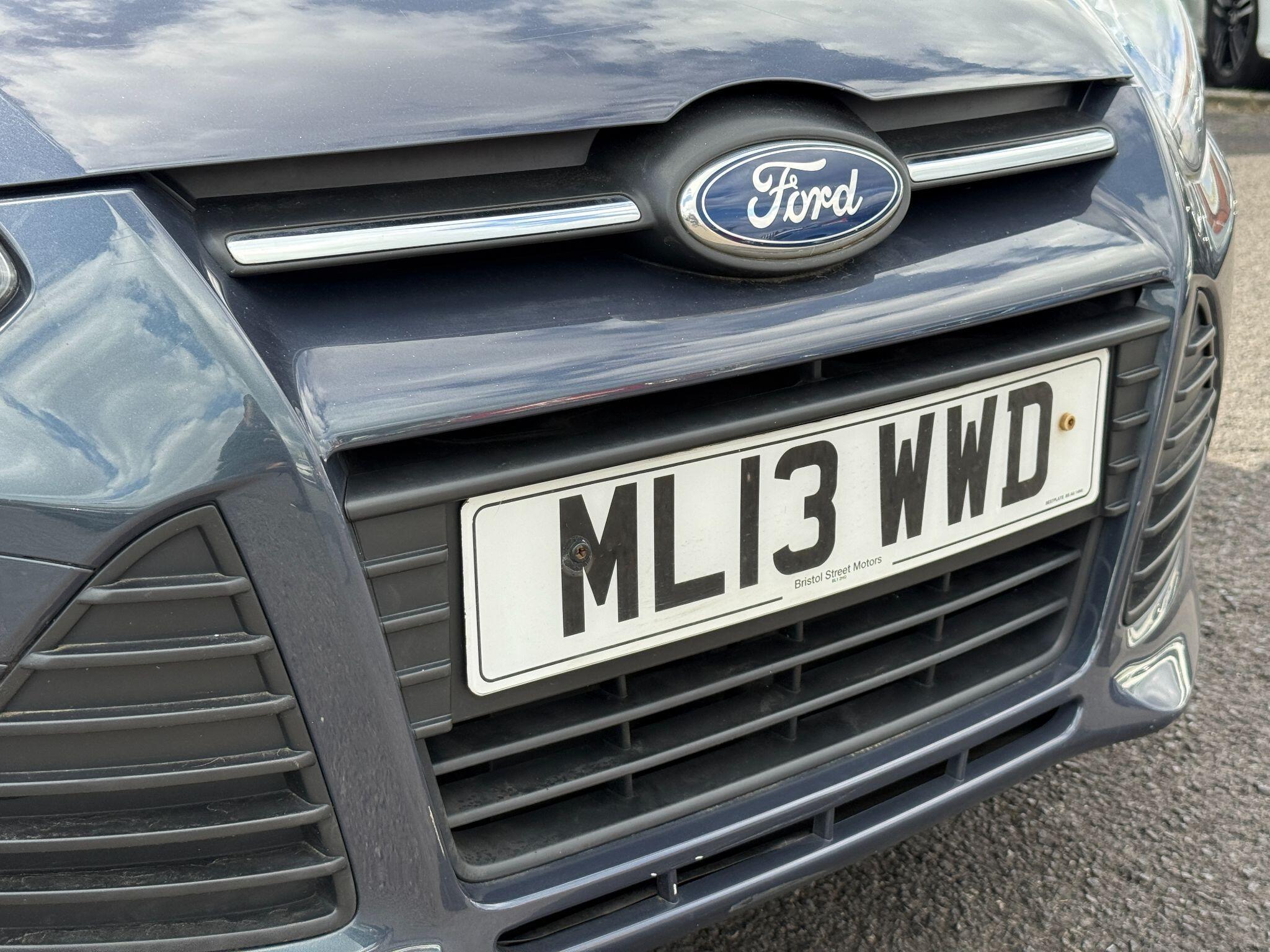 Ford Focus - Image 11