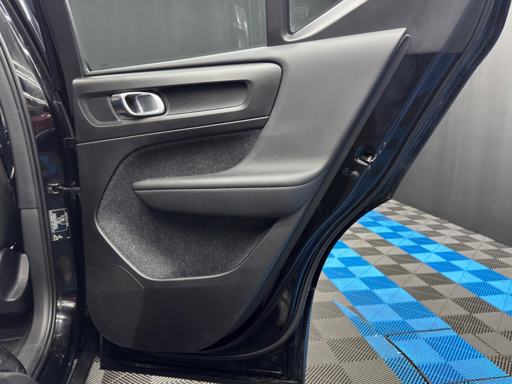 Volvo XC40 - Image 42