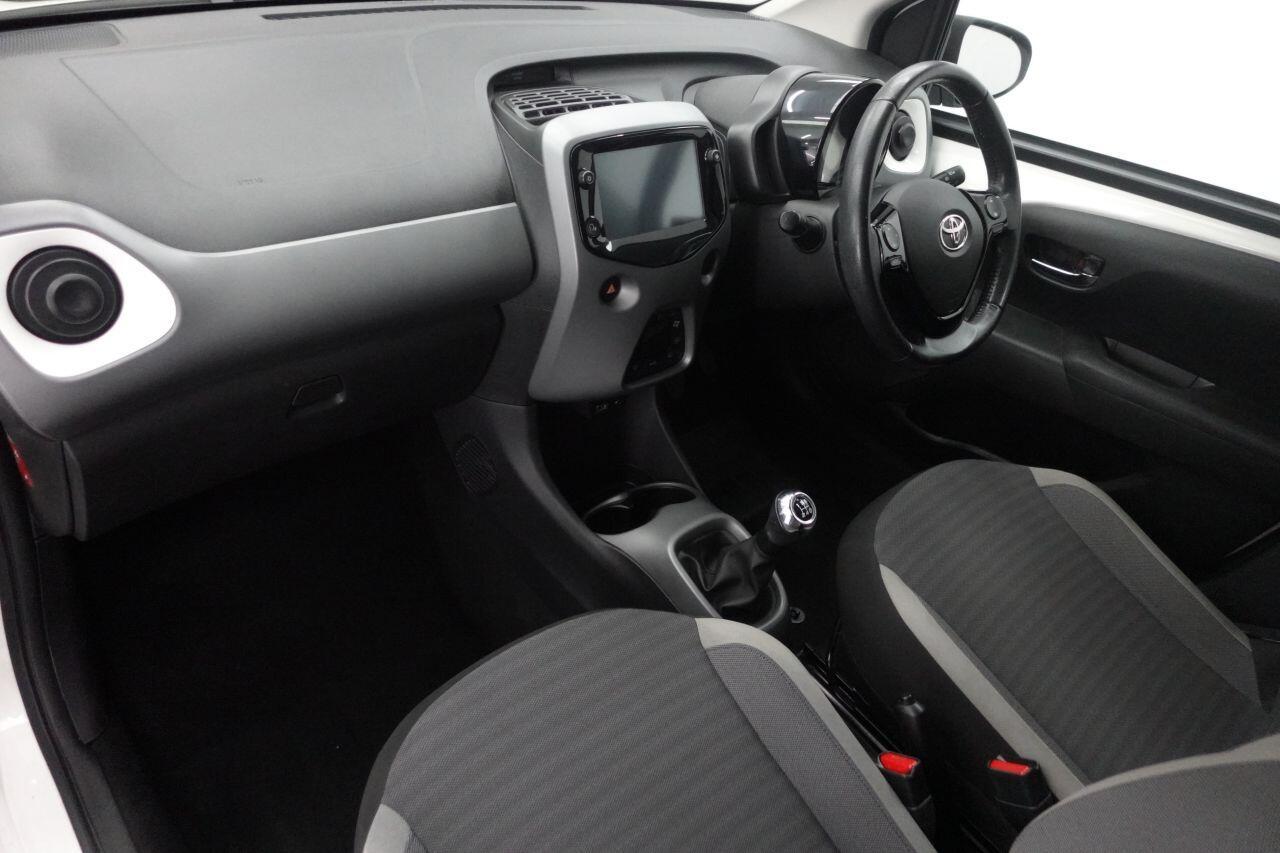 Toyota Aygo - Image 17
