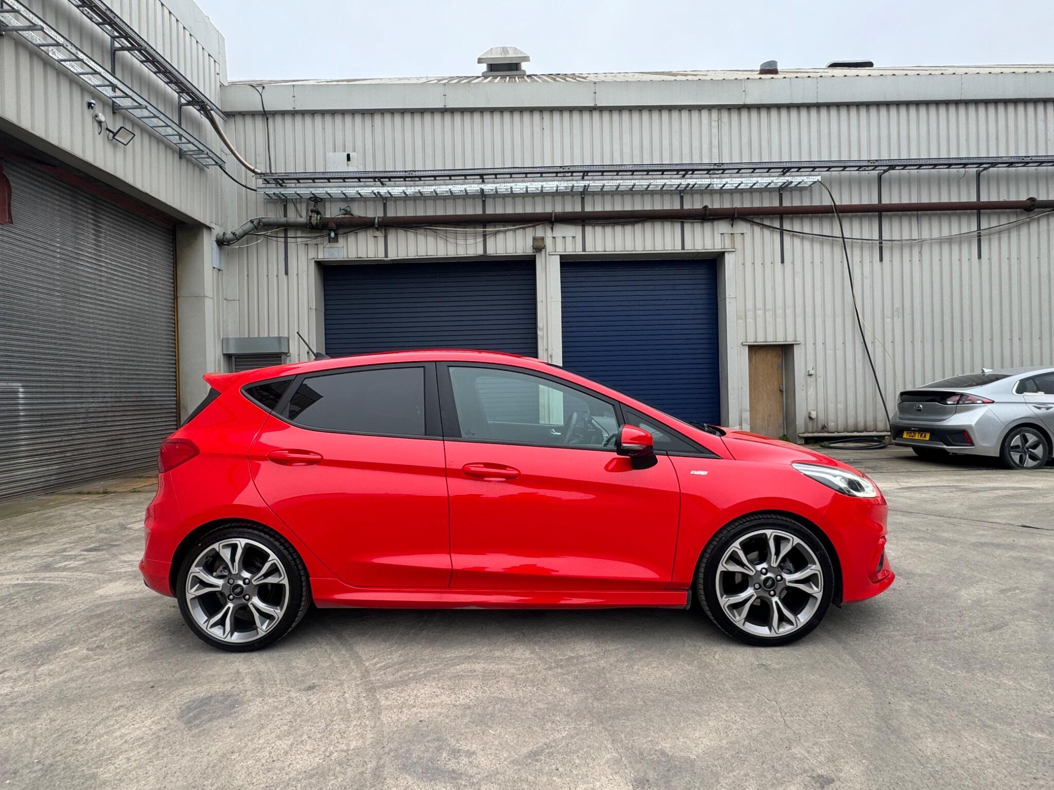 Ford Fiesta - Image 15