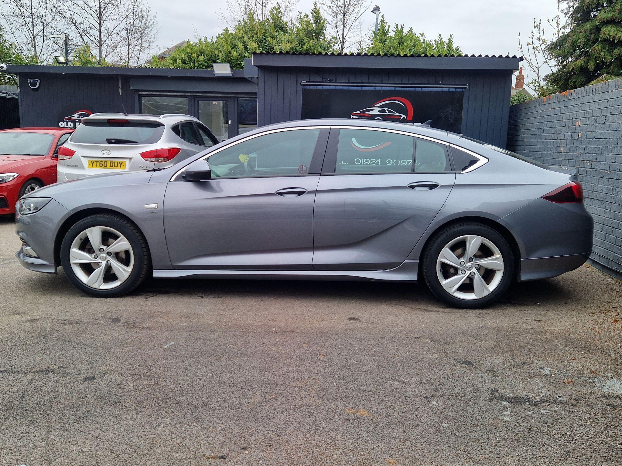 Vauxhall Insignia - Image 6