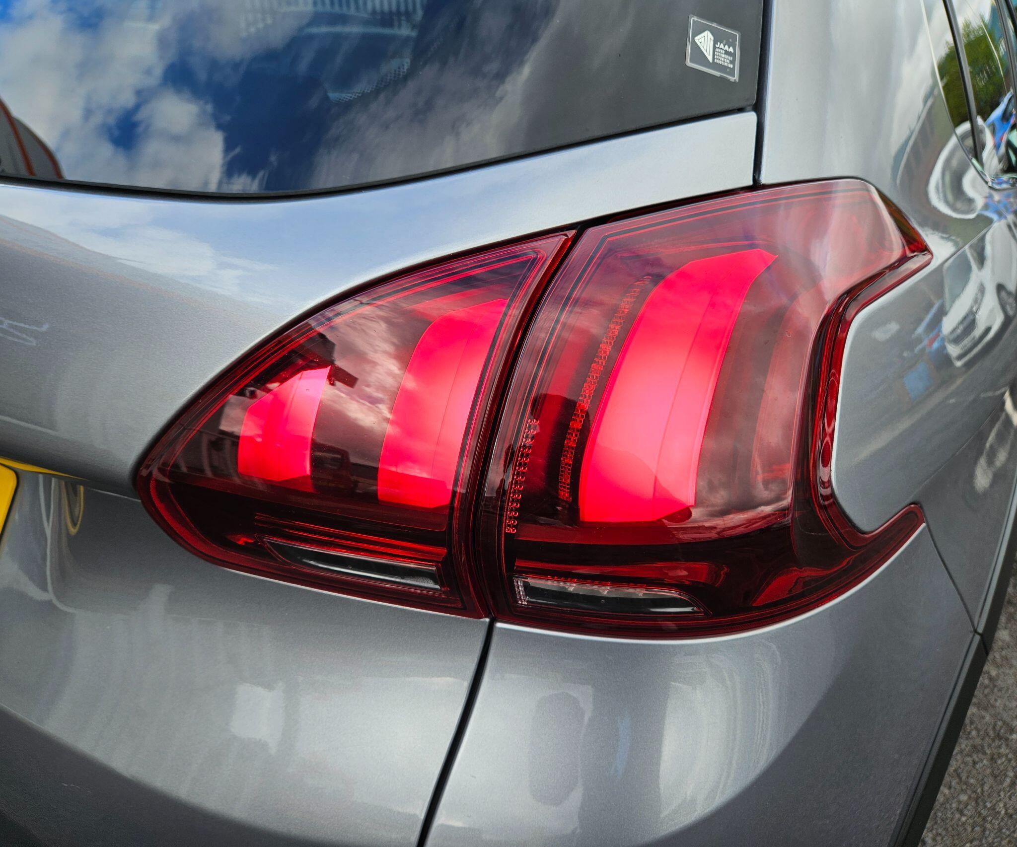 Peugeot 2008 - Image 20