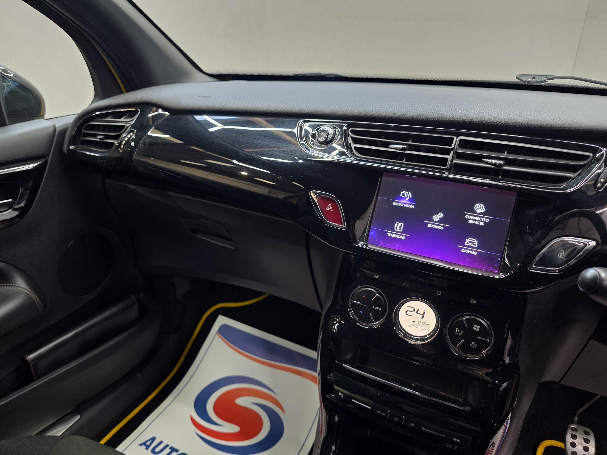 DS AUTOMOBILES DS 3 - Image 16