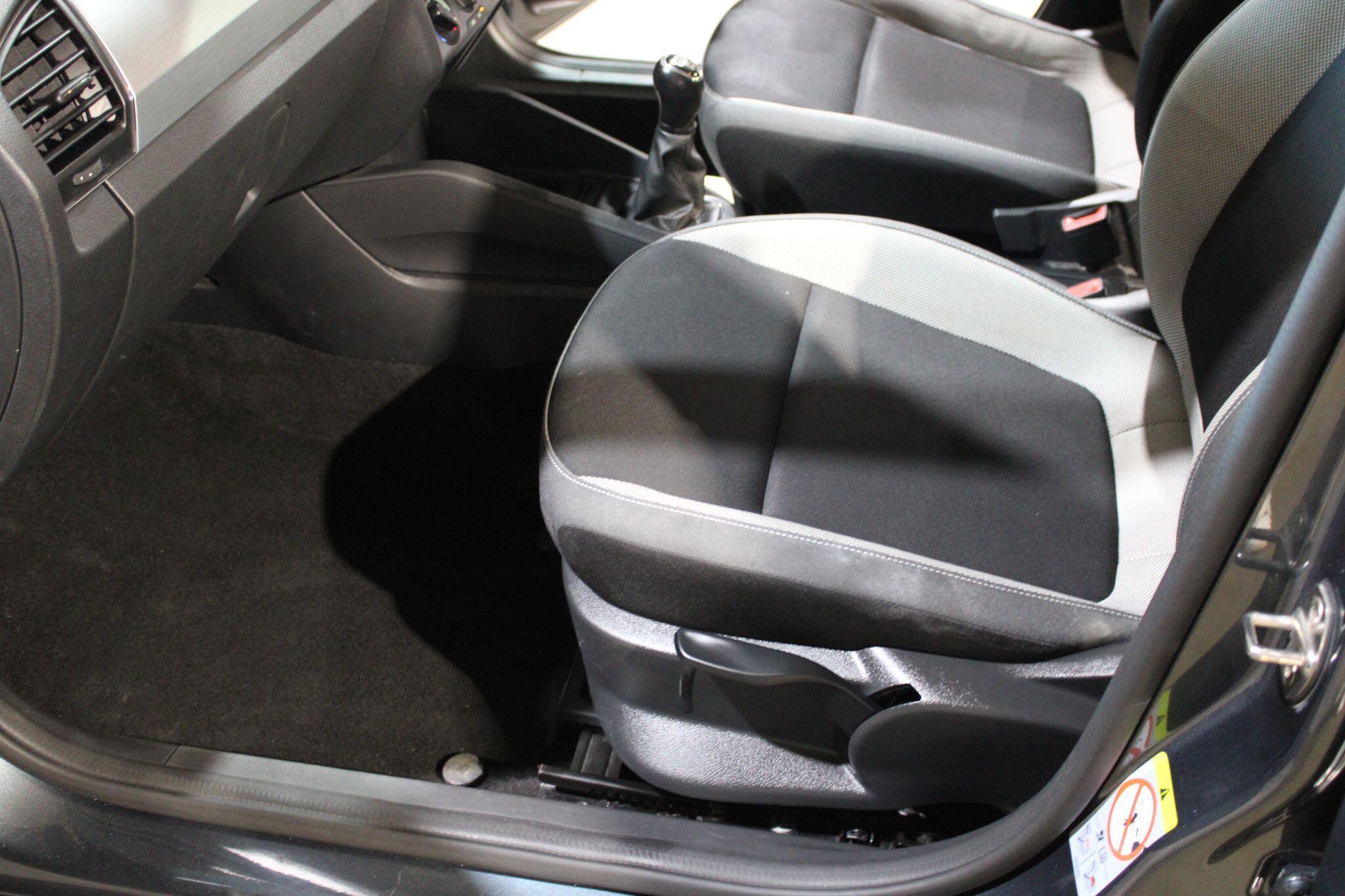 Skoda Fabia - Image 25