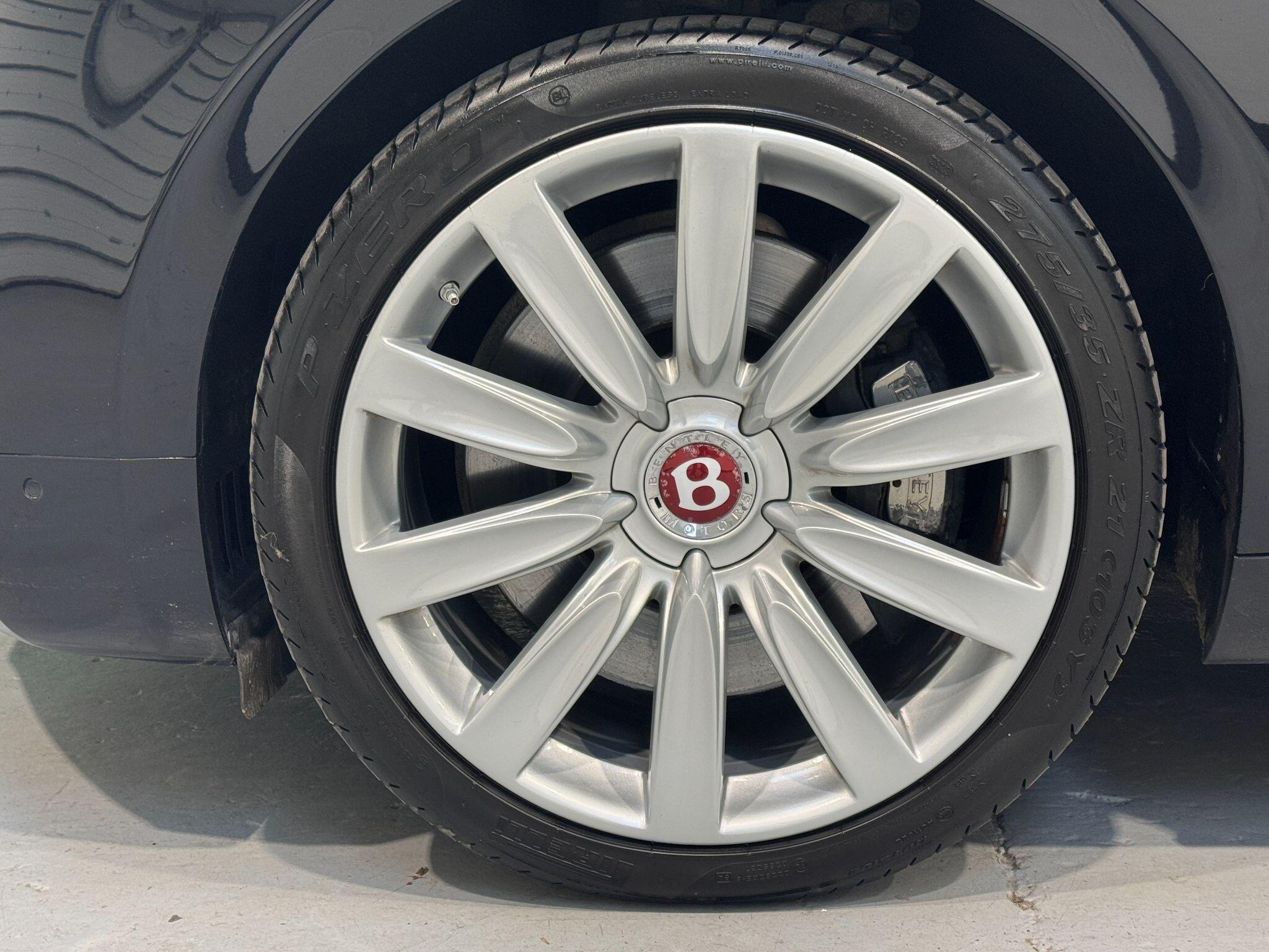 Bentley Flying Spur - Image 25