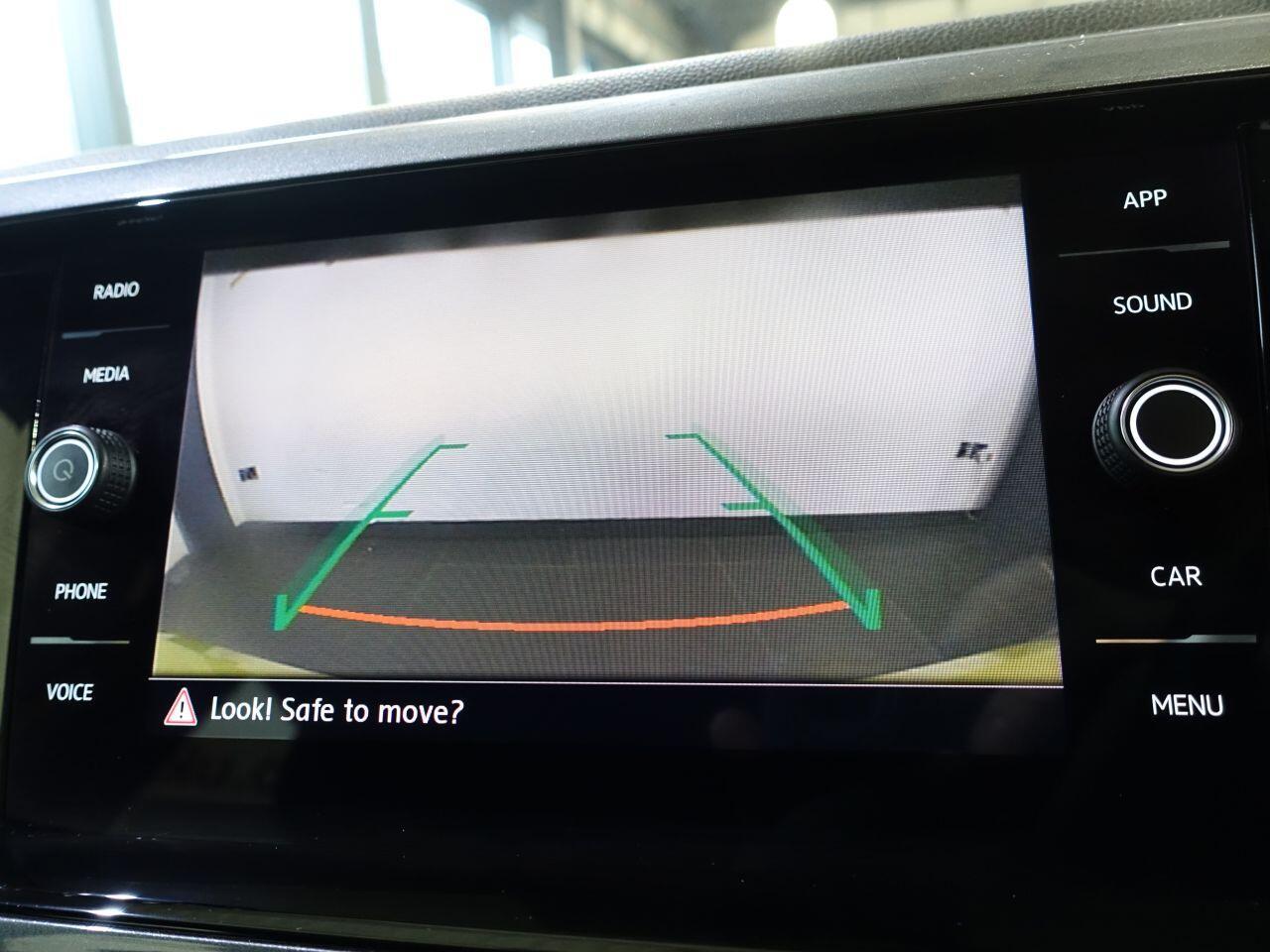 Volkswagen Polo - Image 26