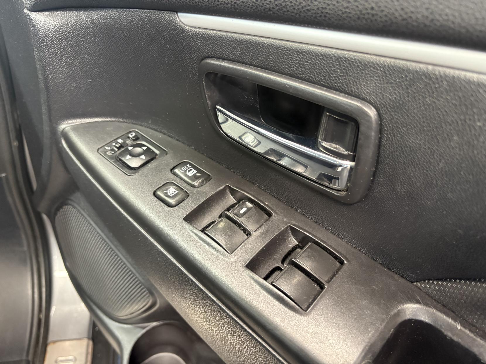 Mitsubishi ASX - Image 11