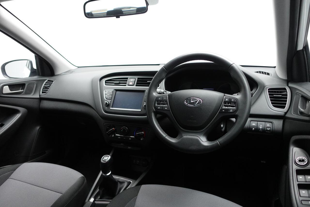 Hyundai i20 - Image 15
