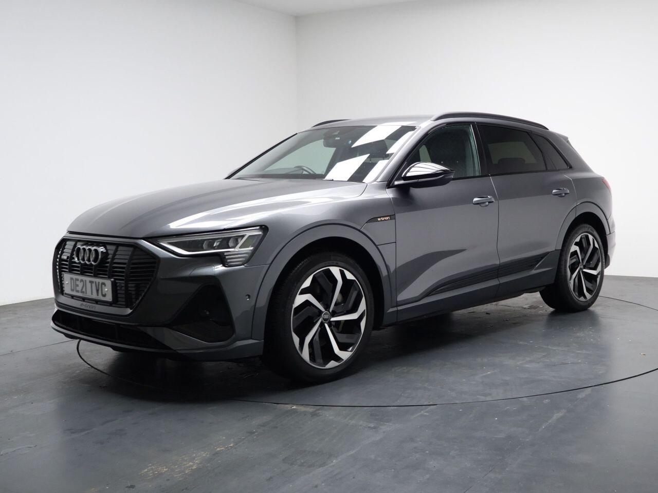 Audi E-Tron - Image 3