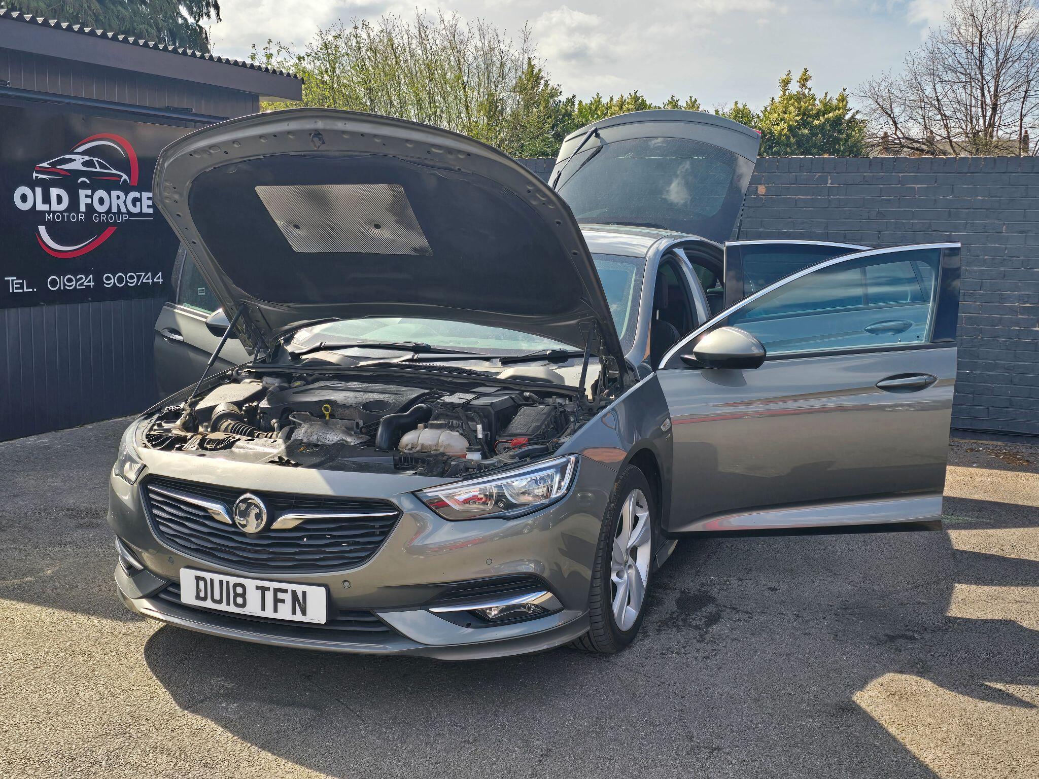 Vauxhall Insignia - Image 14