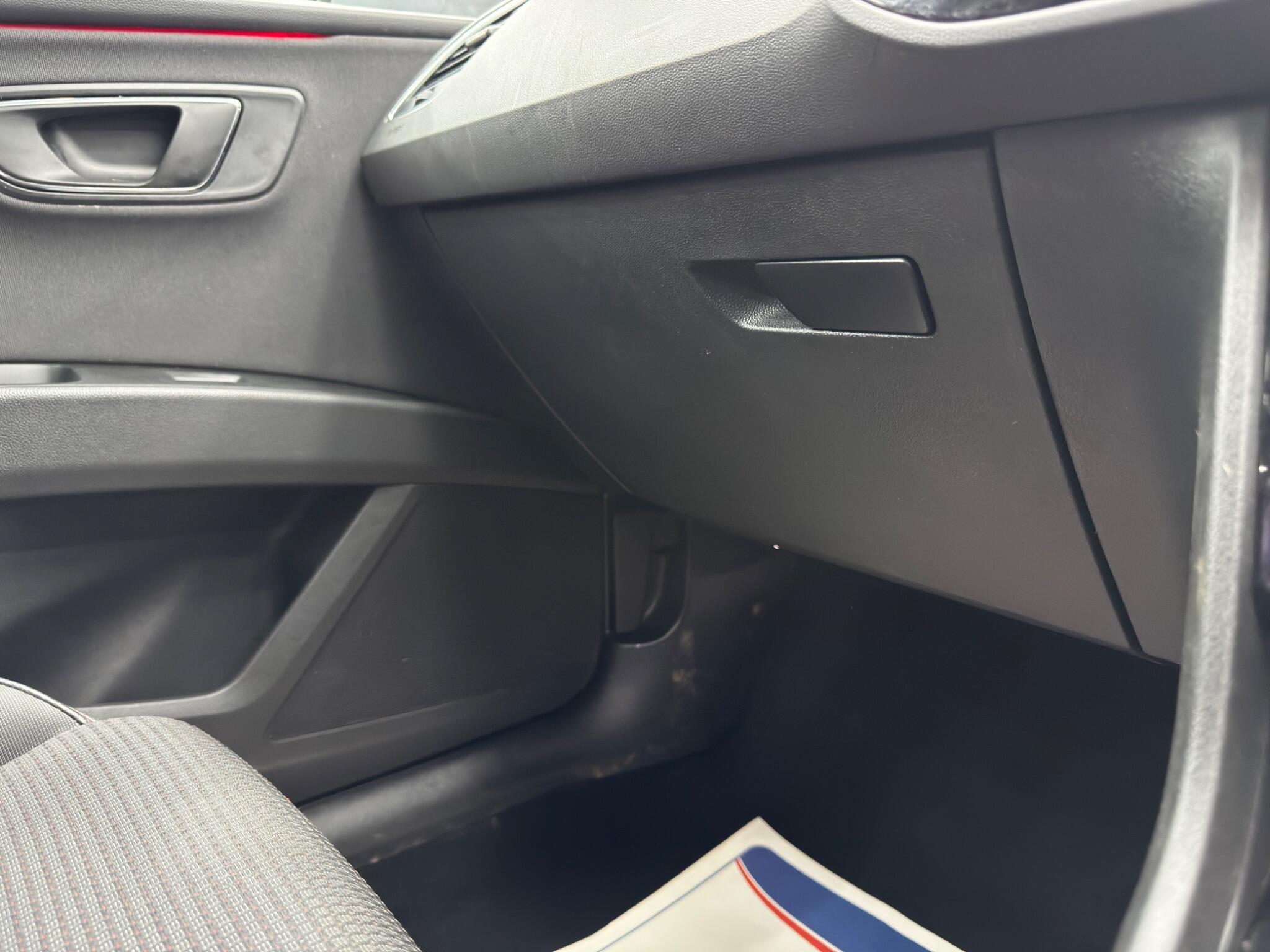 SEAT Leon - Image 35